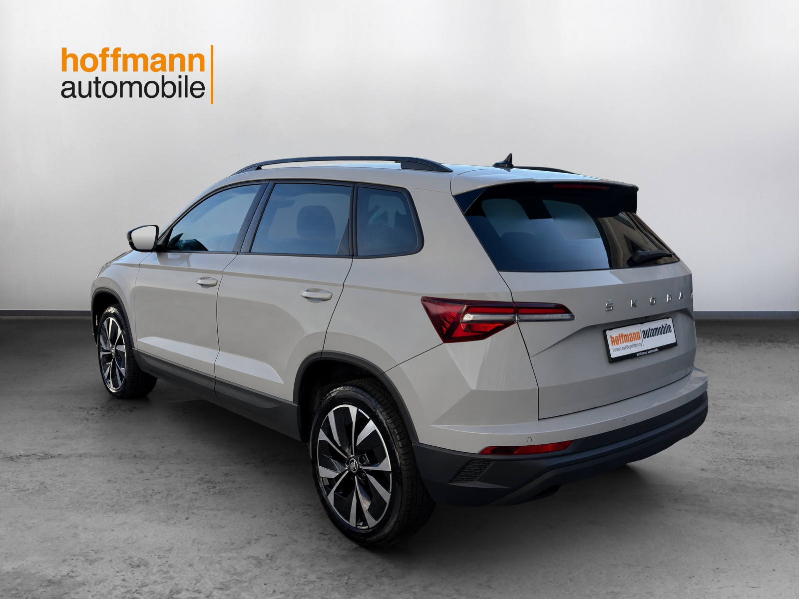 SKODA Karoq 1.5 TSI Style DSG-image-5