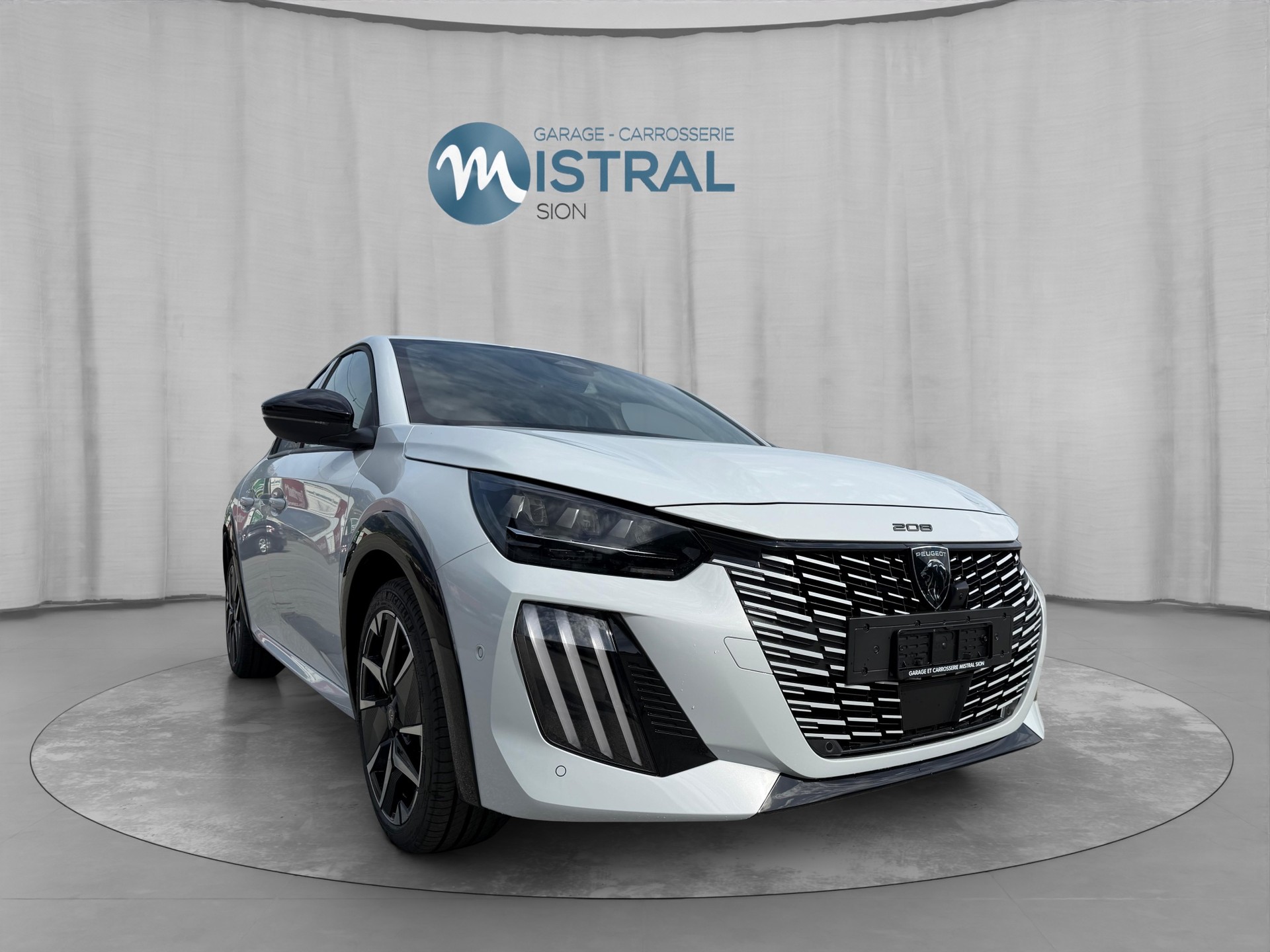 PEUGEOT 208 1.2 MHEV 145 GT Exclusive-image-6