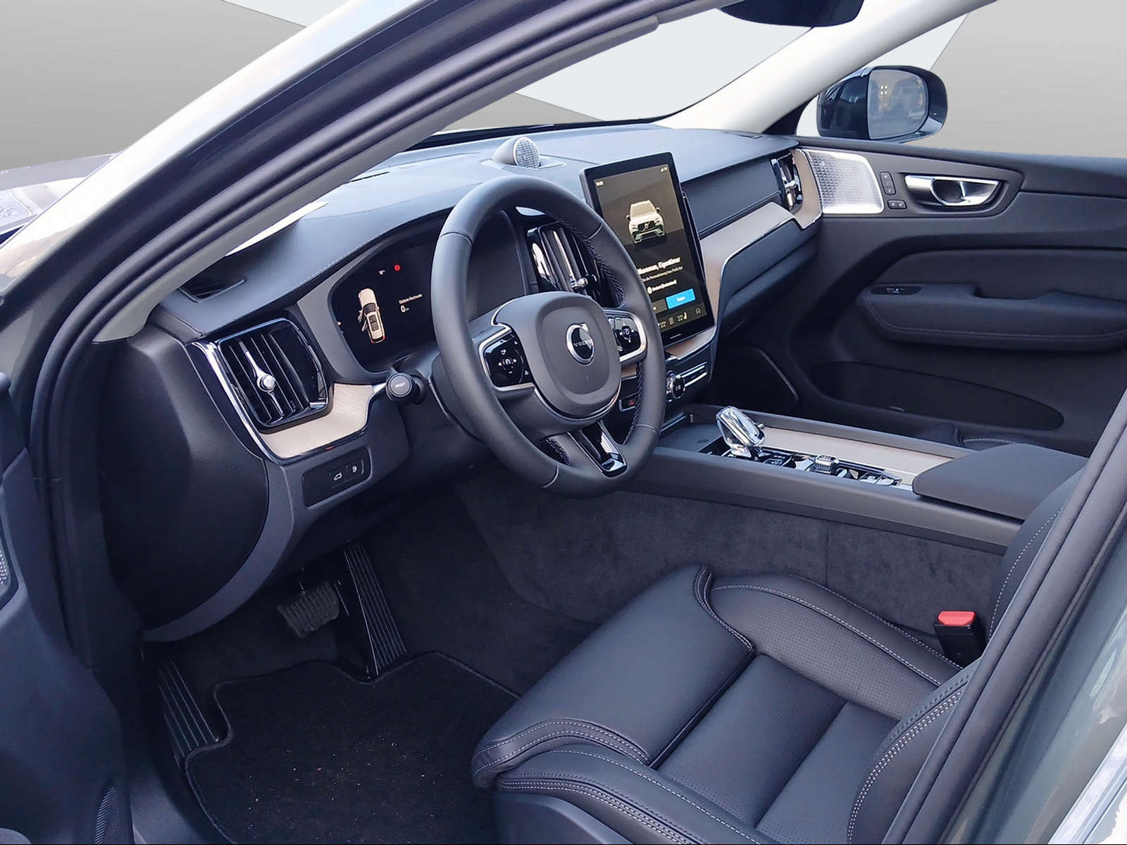 VOLVO XC60 2.0 T6 TE Ultra Dark eAWD-image-10