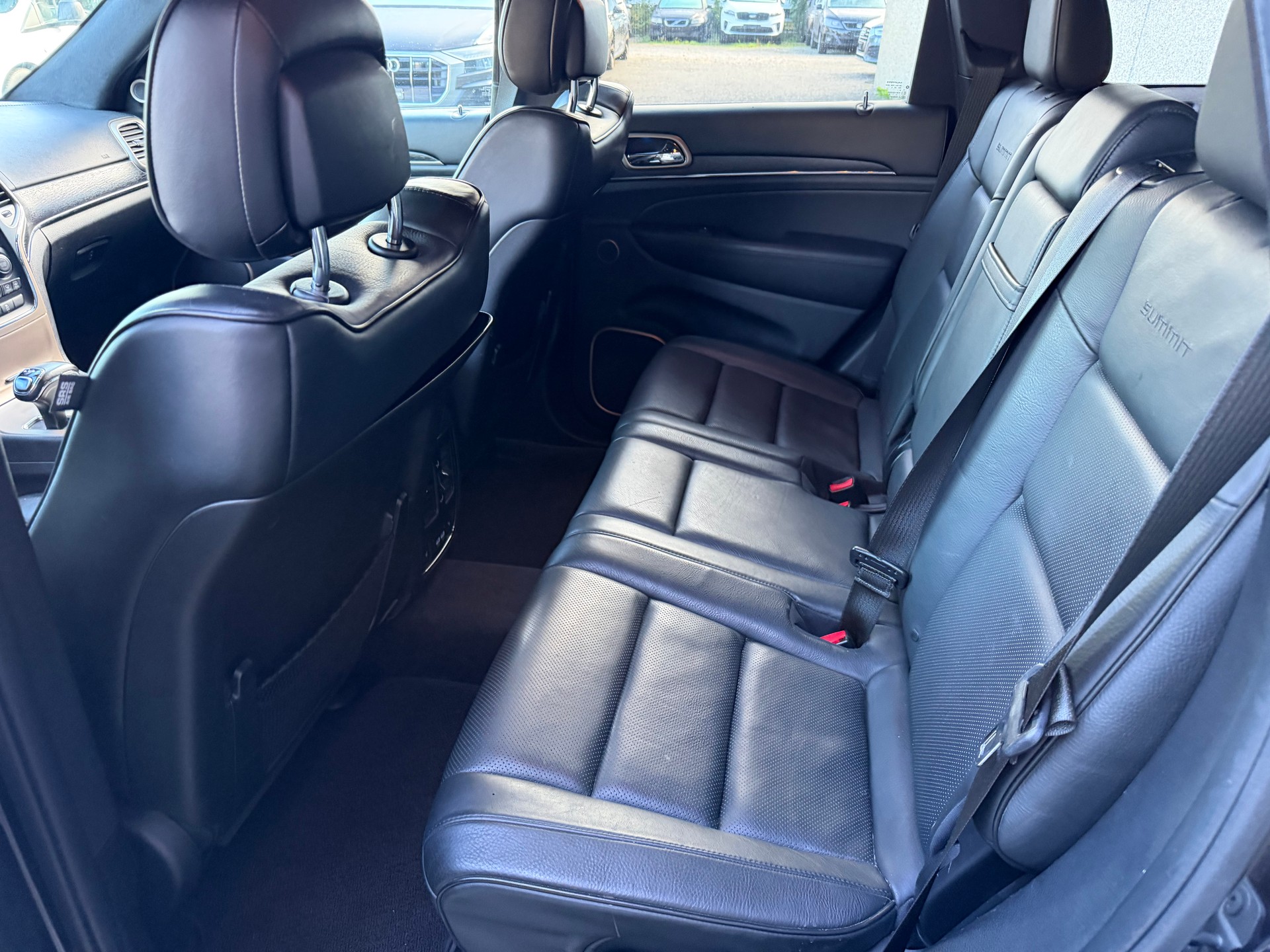 JEEP Grand Cherokee 3.0 CRD Summit Automatic-image-12