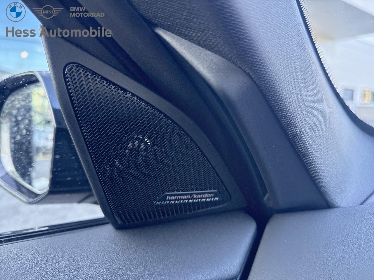 BMW X3 30e xDrive-image-16
