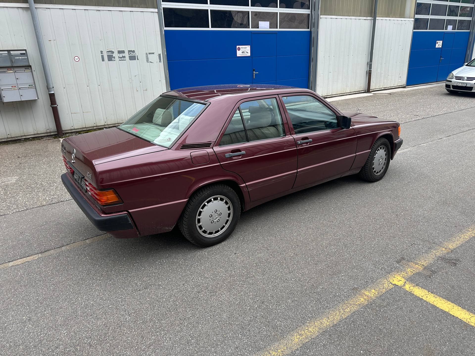 MERCEDES-BENZ 190 E 2.3-image-8