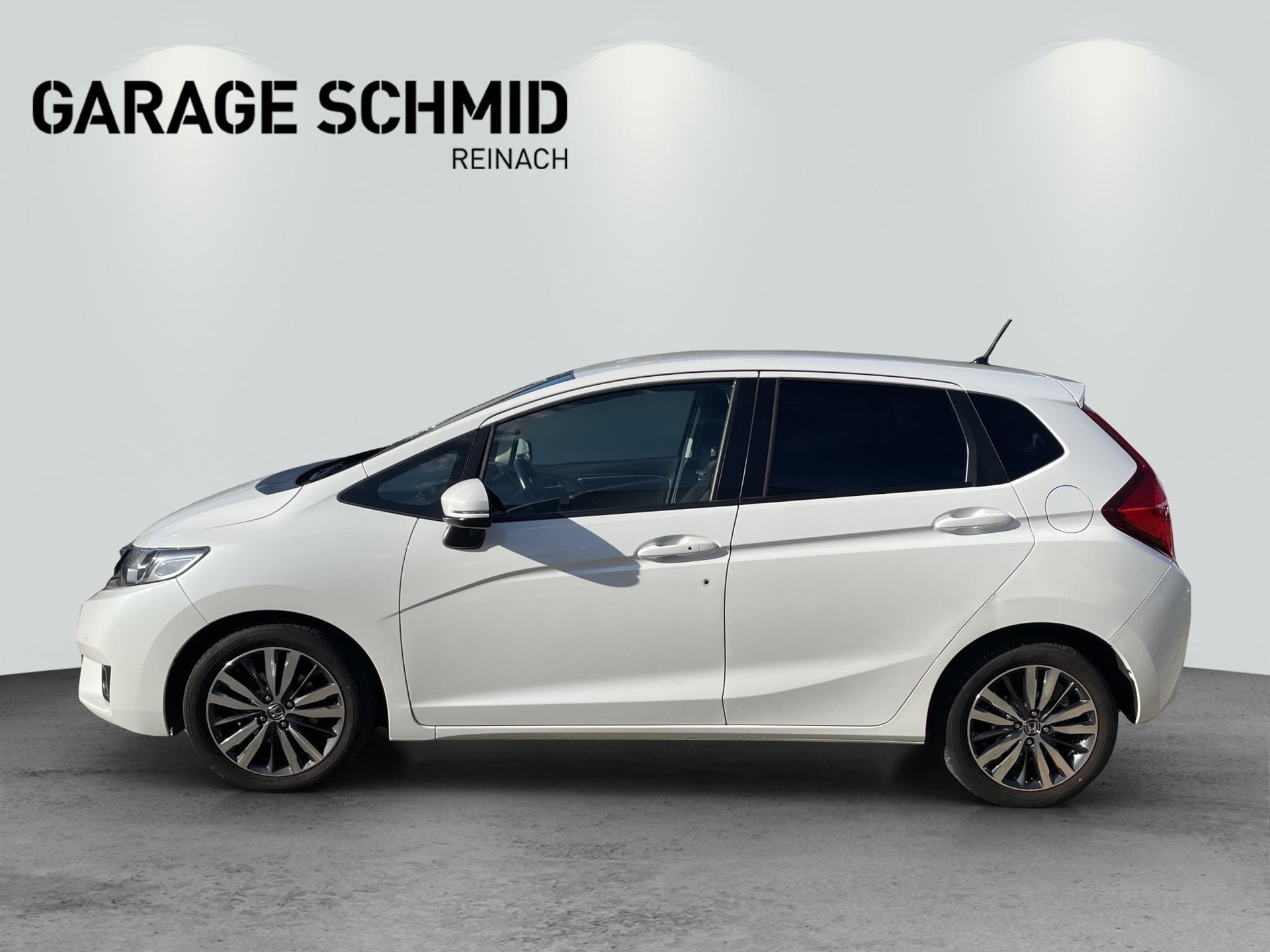 HONDA Jazz 1.3i Elegance-showroom-element-3