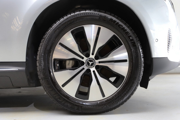 MERCEDES-BENZ EQC 400 4Matic-image-12