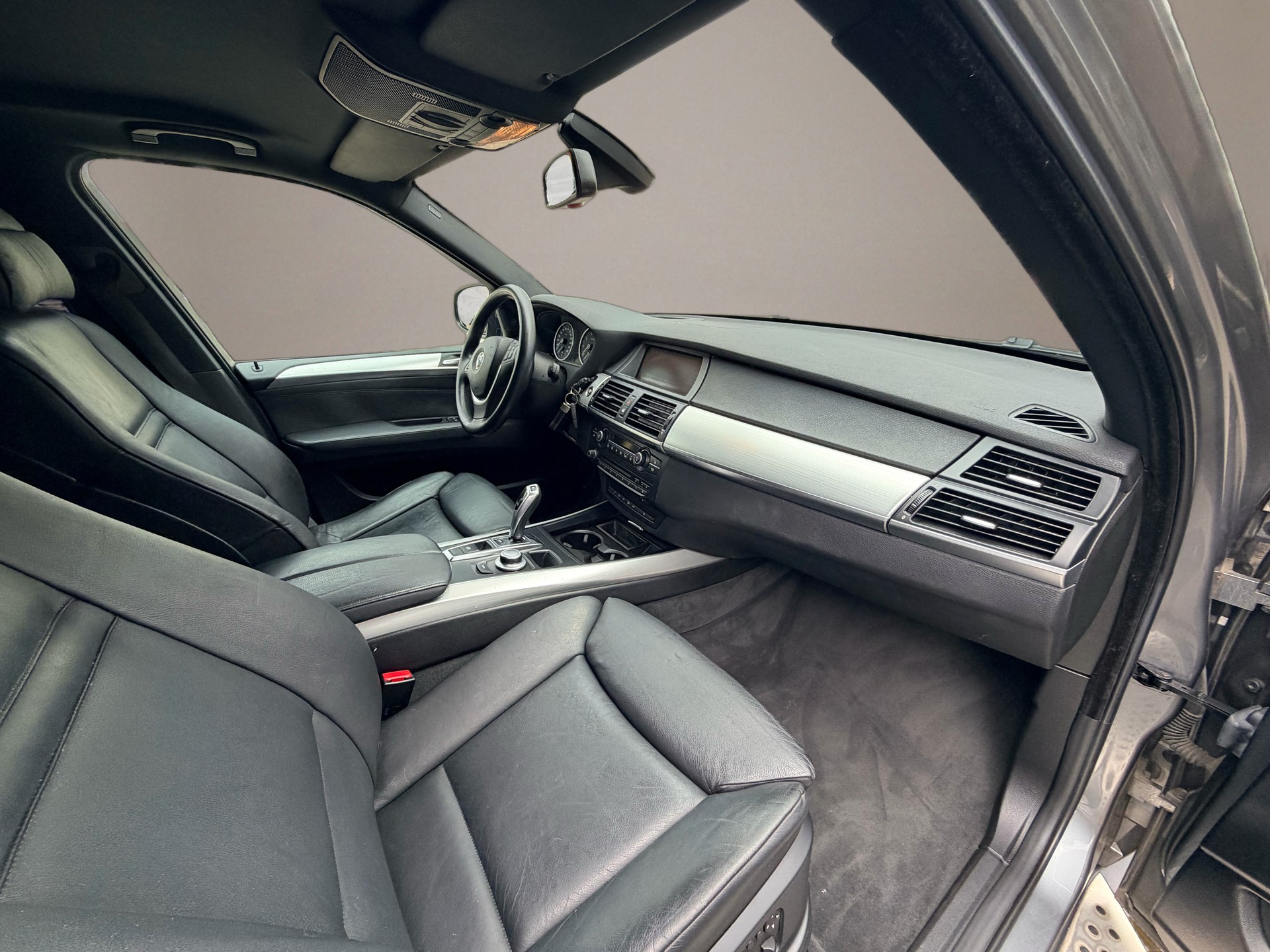 BMW X5 xDrive 48i (4.8i) Steptronic-image-9