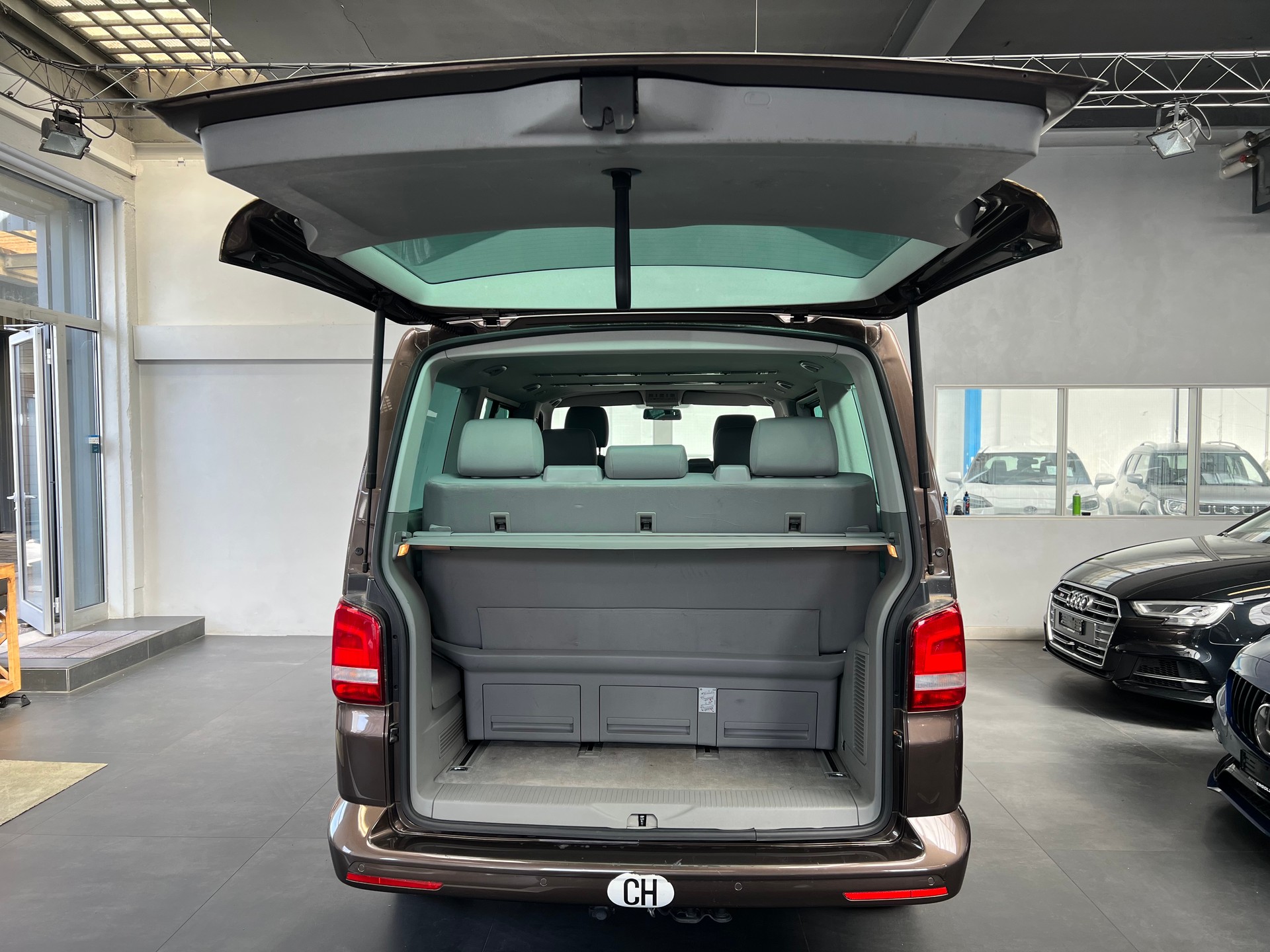 VW T5 Multivan 2.0 Bi-TDI CR Family Last Edition 4Mot-image-12