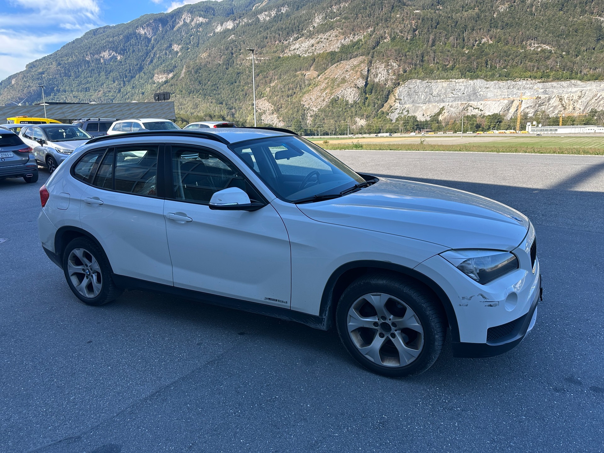 BMW X1 xDrive 18d-image-9