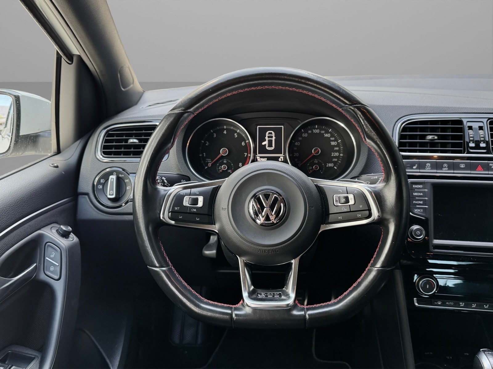 VW Polo 1.8 TSI GTI DSG-image-9