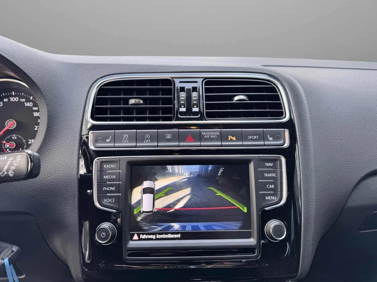 VW Polo 1.8 TSI GTI DSG-image-13