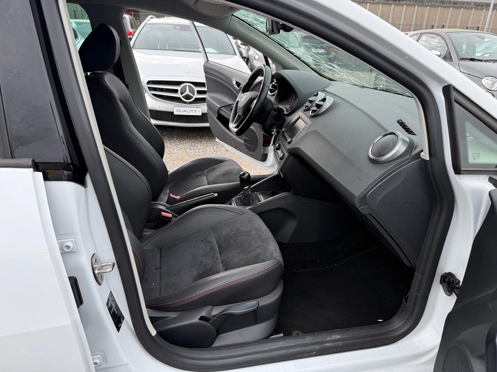 SEAT Ibiza 1.0 TSI 110 FR-image-12