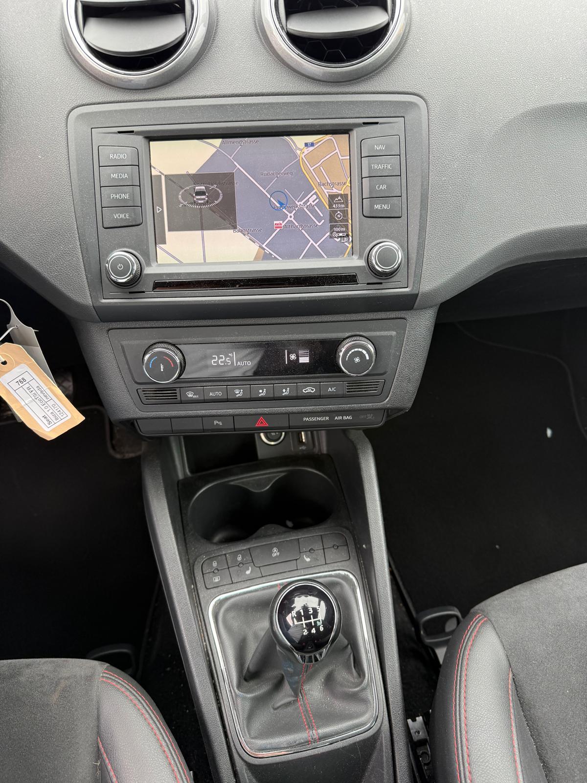 SEAT Ibiza 1.0 TSI 110 FR-image-14