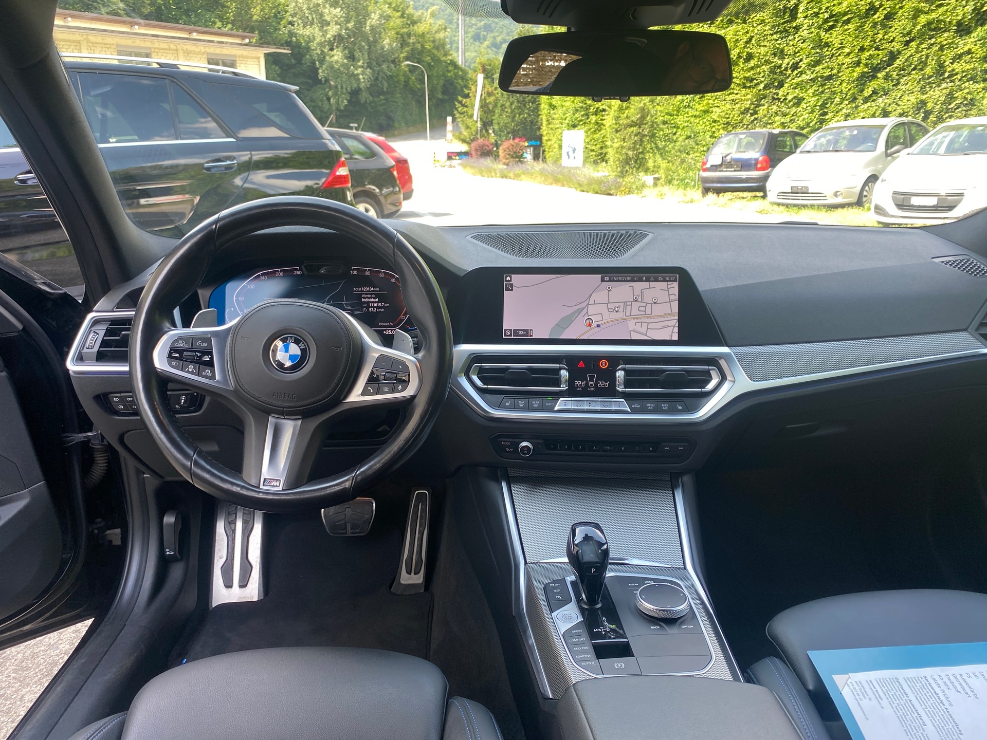 BMW 320d xDrive 48V Touring M Sport Steptronic-image-6