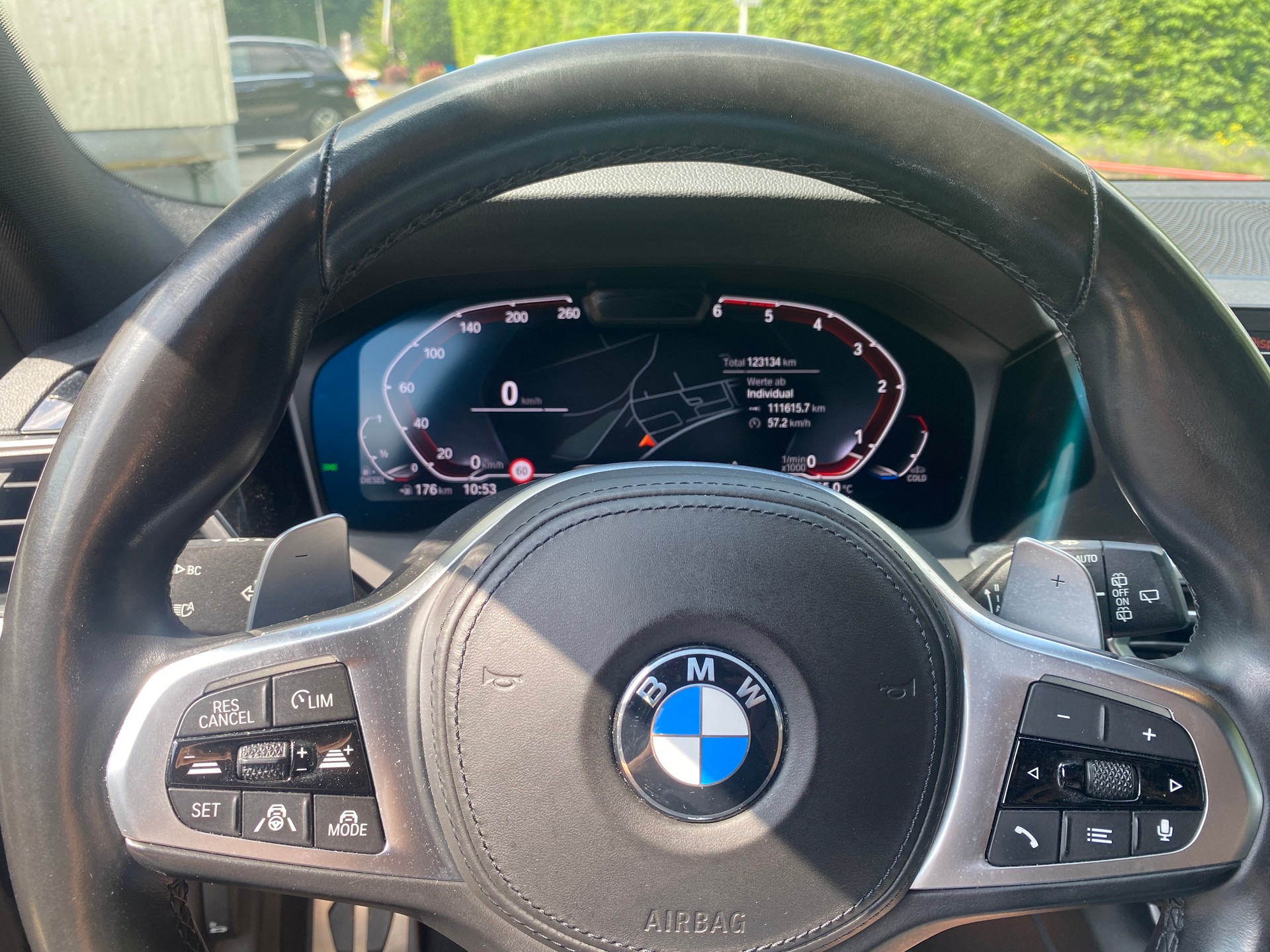 BMW 320d xDrive 48V Touring M Sport Steptronic-image-7