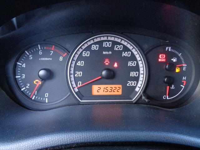SUZUKI Swift 1.3i 16V GL Top 4x4-image-9