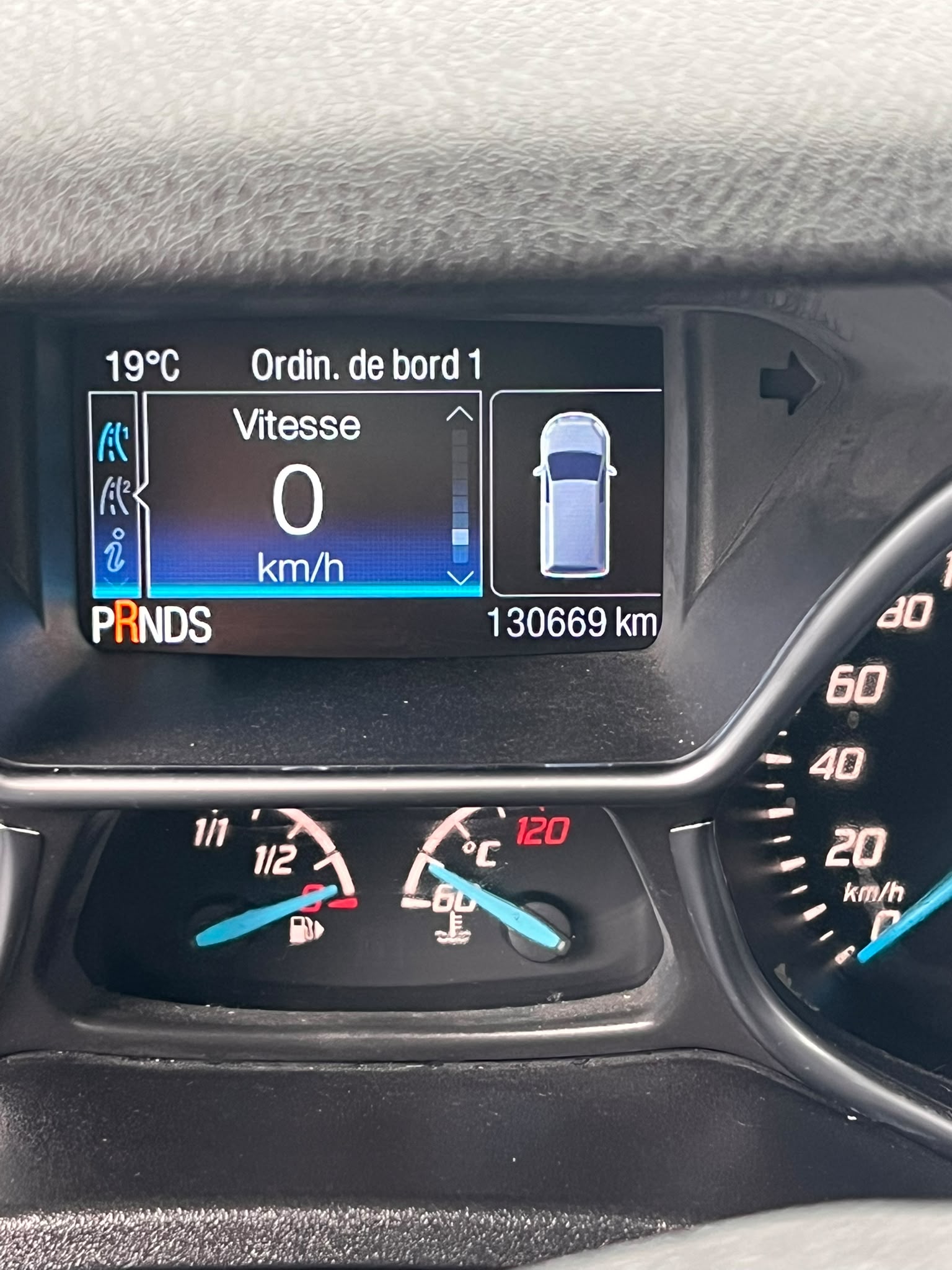 FORD Grand Tourneo Connect 1.5 TDCi Titanium Powershift-image-10