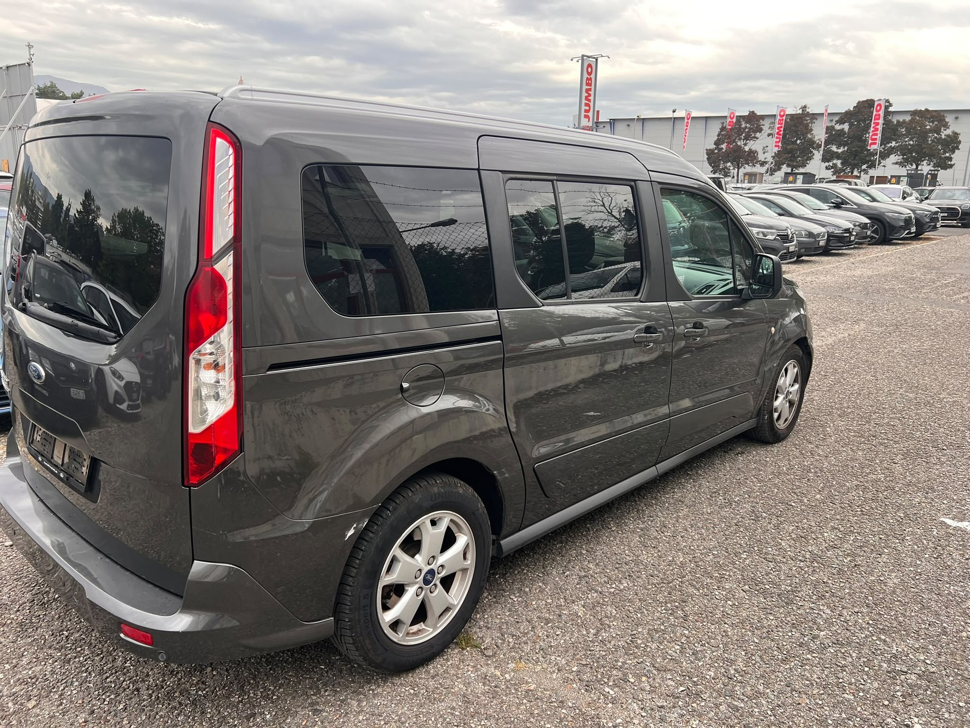 FORD Grand Tourneo Connect 1.5 TDCi Titanium Powershift-image-2