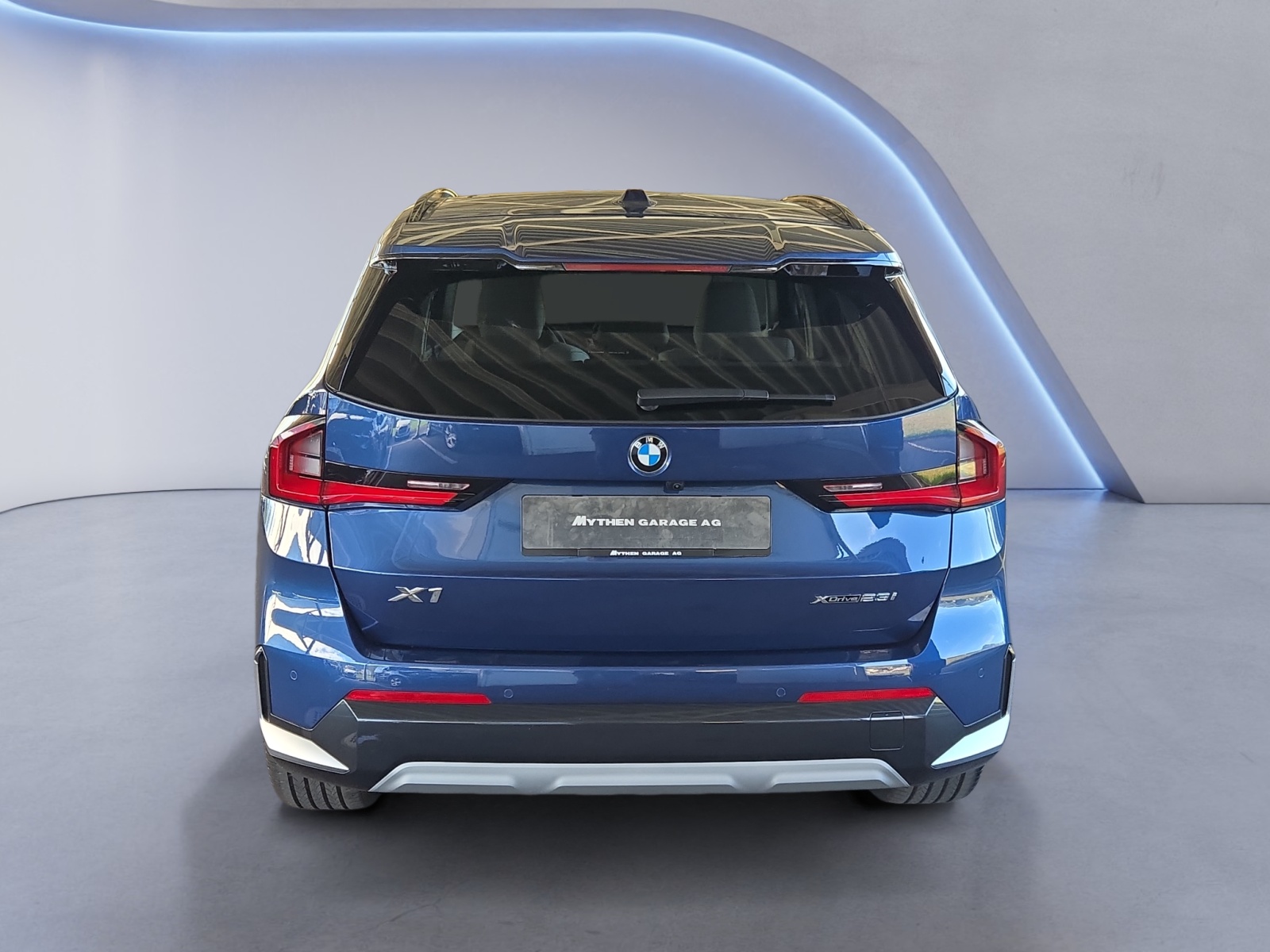 BMW X1 23i xDrive paddles-image-3