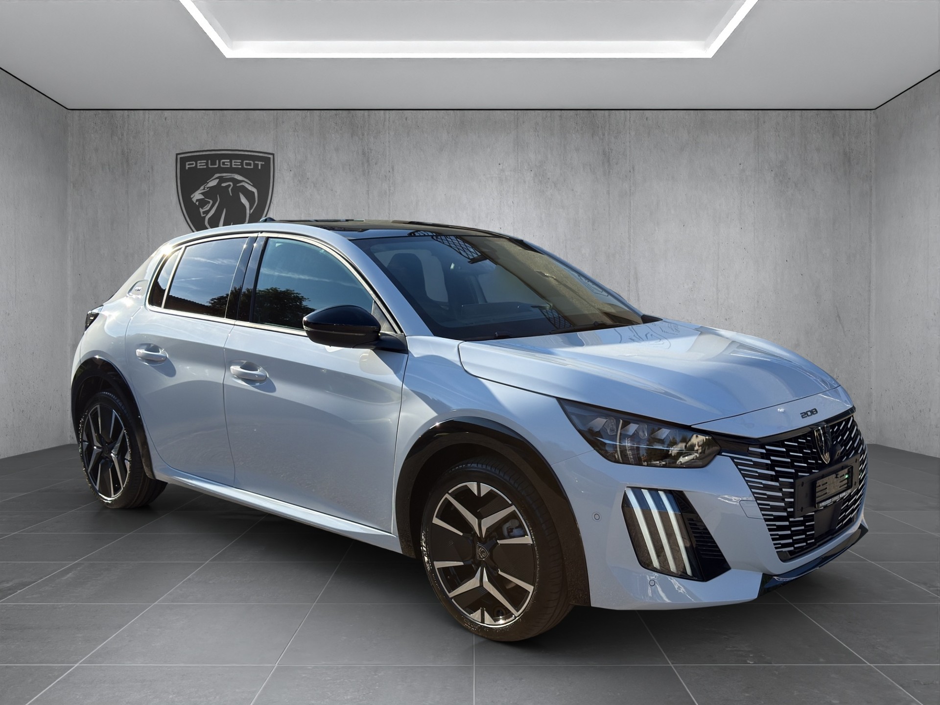 PEUGEOT 208 1.2 Hybrid 145 GT Exclusive-image-2