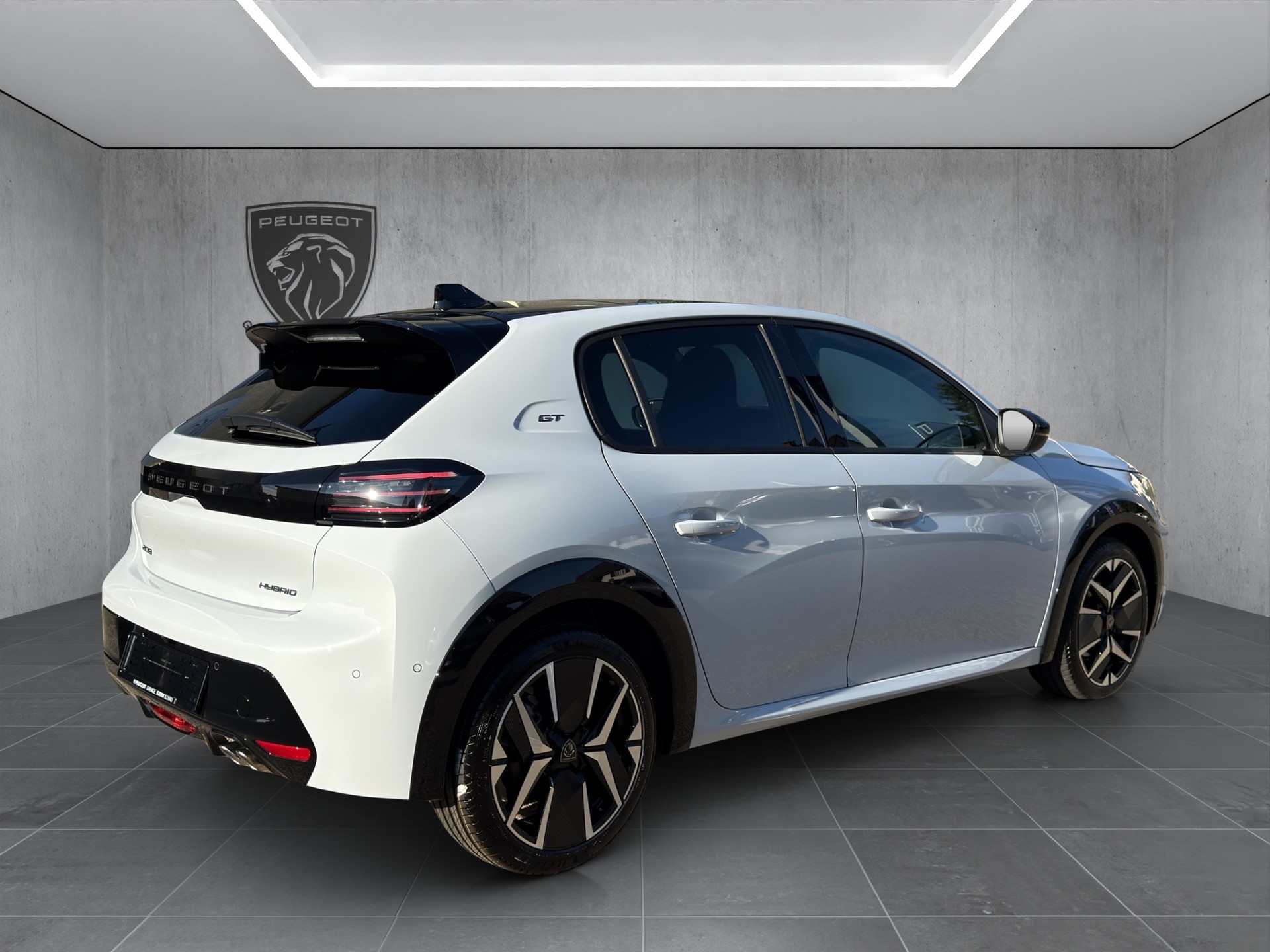 PEUGEOT 208 1.2 Hybrid 145 GT Exclusive-image-4