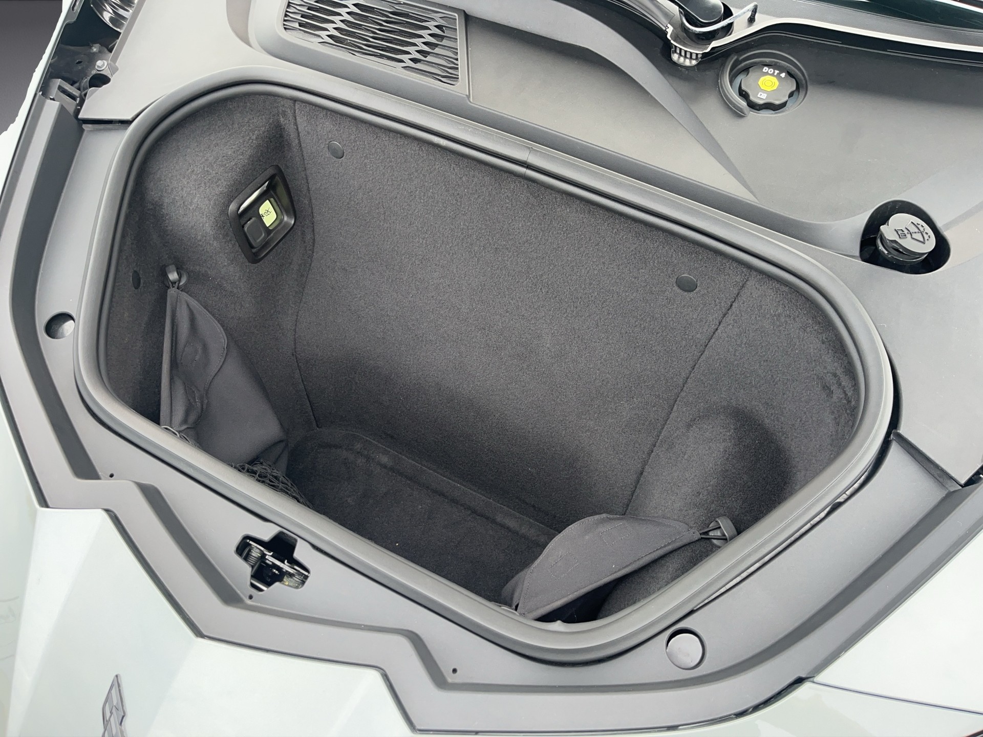 CHEVROLET Corvette Cabriolet Stingray 3LT *Carbon Flash, NAP Sportauspuffanlage, Distanzscheiben*-image-13