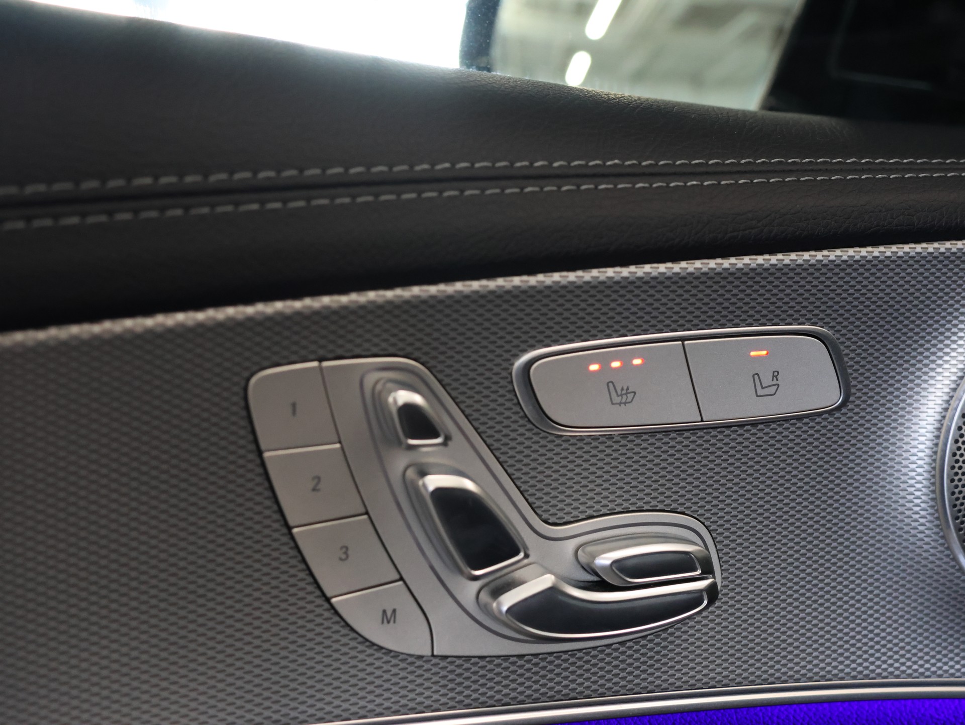 MERCEDES-BENZ E 63 AMG 4Matic Speedshift MCT-image-13