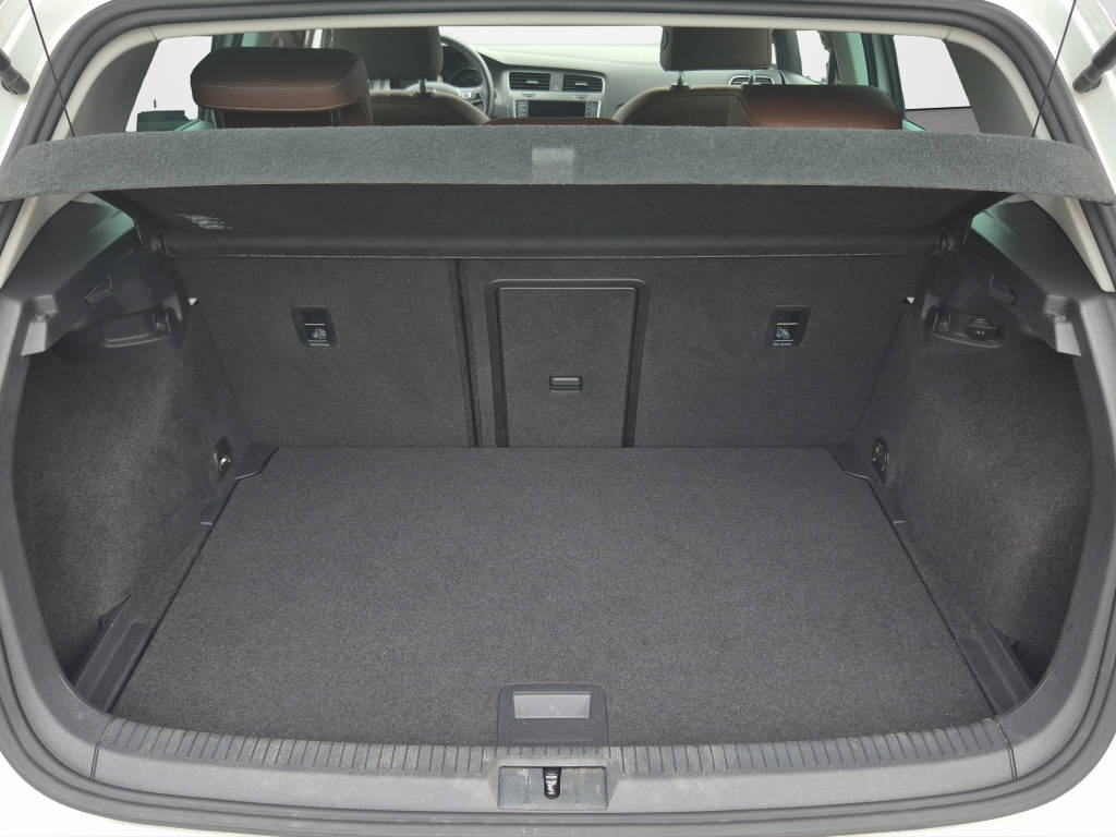 VW Golf VII 1.6 TDI Comfortline DSG-image-15
