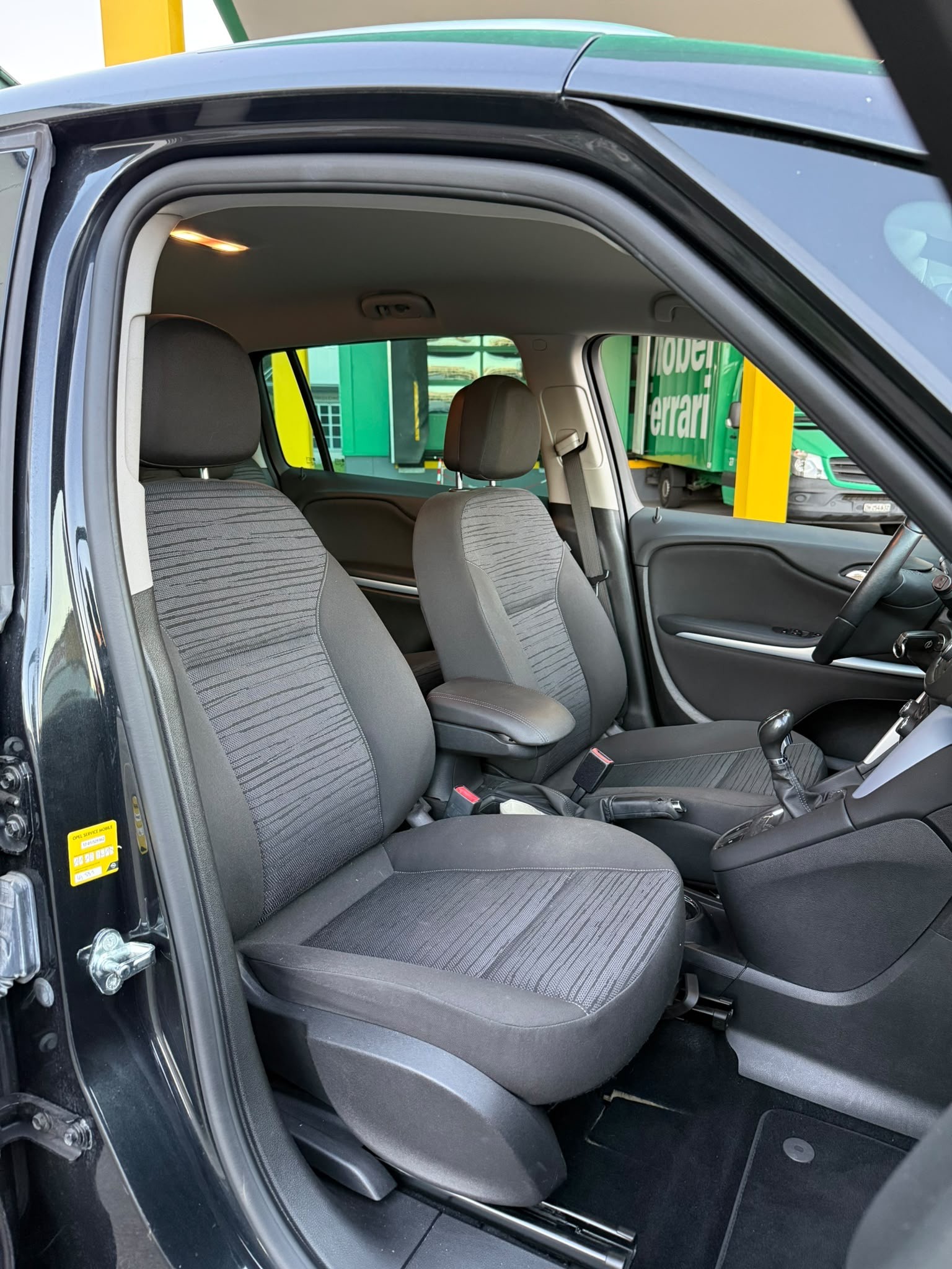 OPEL Zafira Tourer 2.0 CDTi Cosmo-image-15