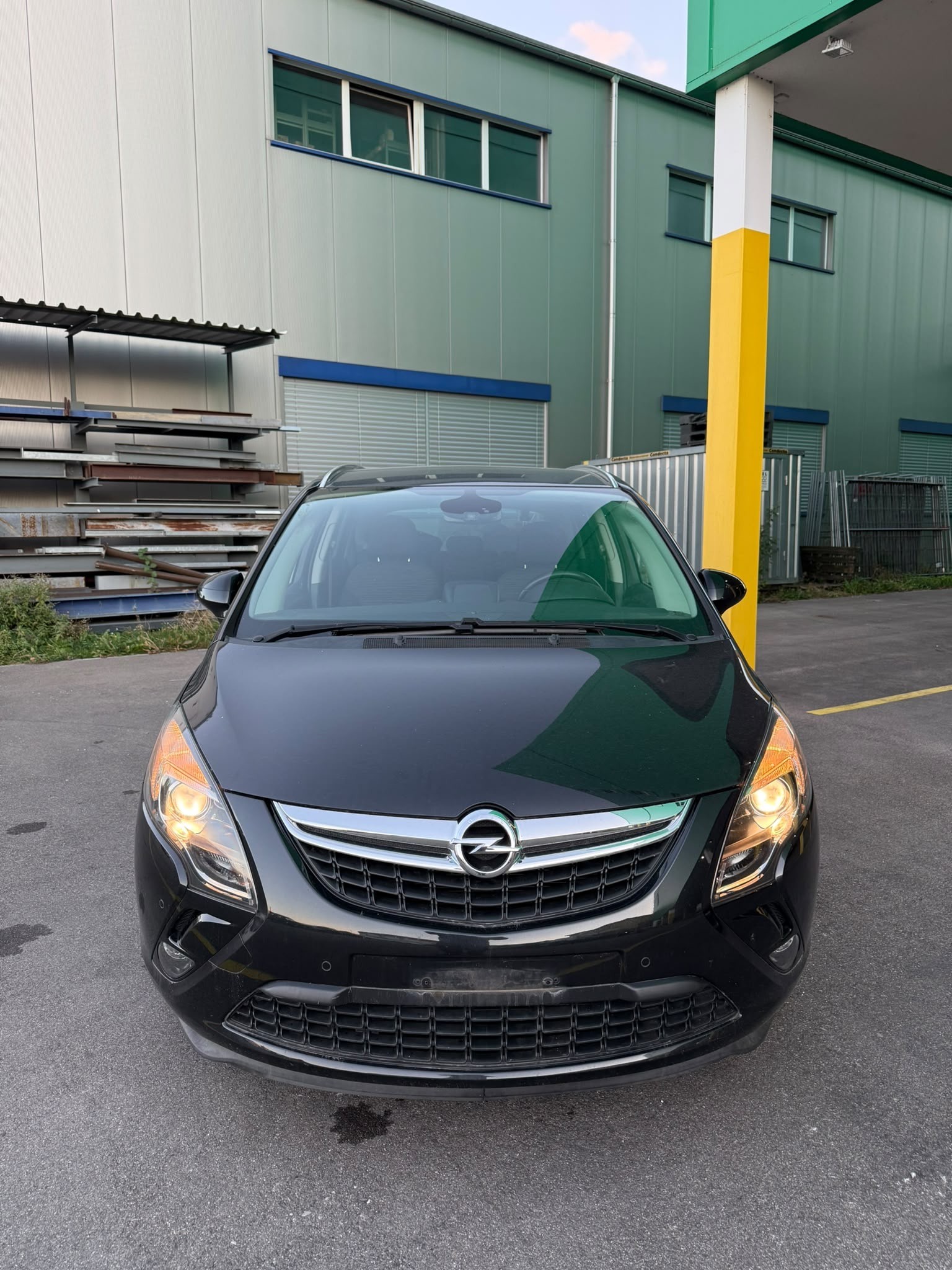 OPEL Zafira Tourer 2.0 CDTi Cosmo-image-1