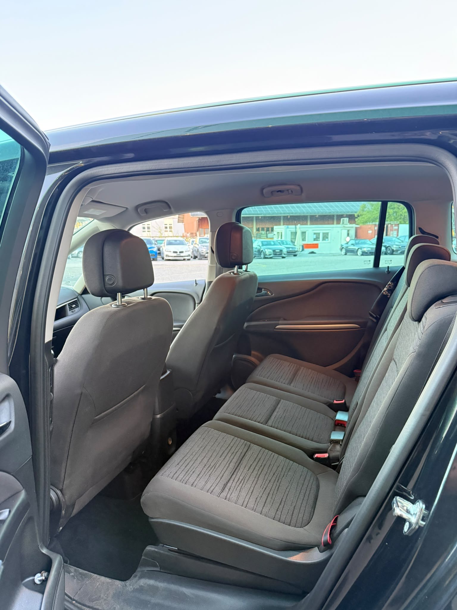 OPEL Zafira Tourer 2.0 CDTi Cosmo-image-13