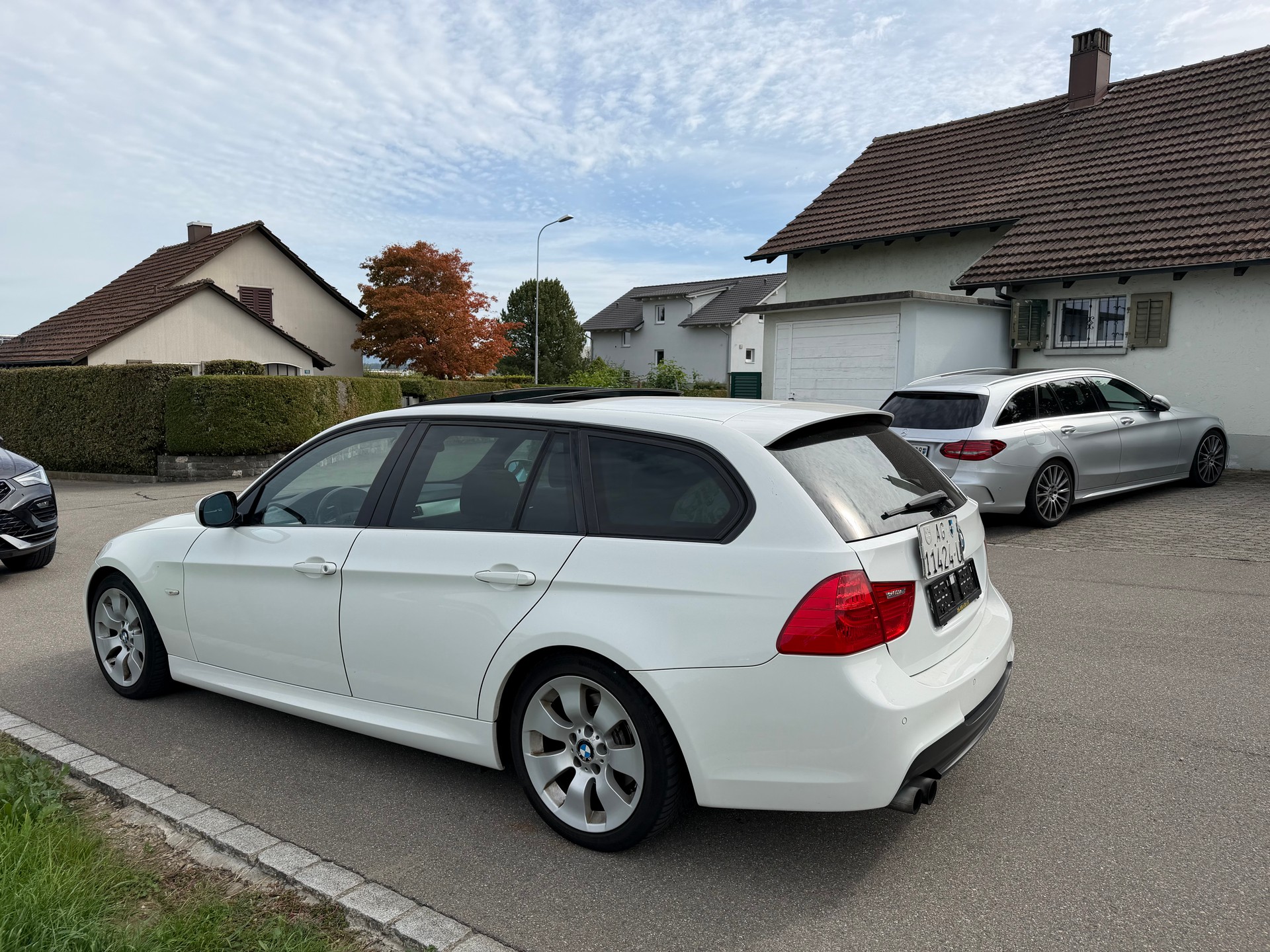 BMW 325i Touring Steptronic-image-8