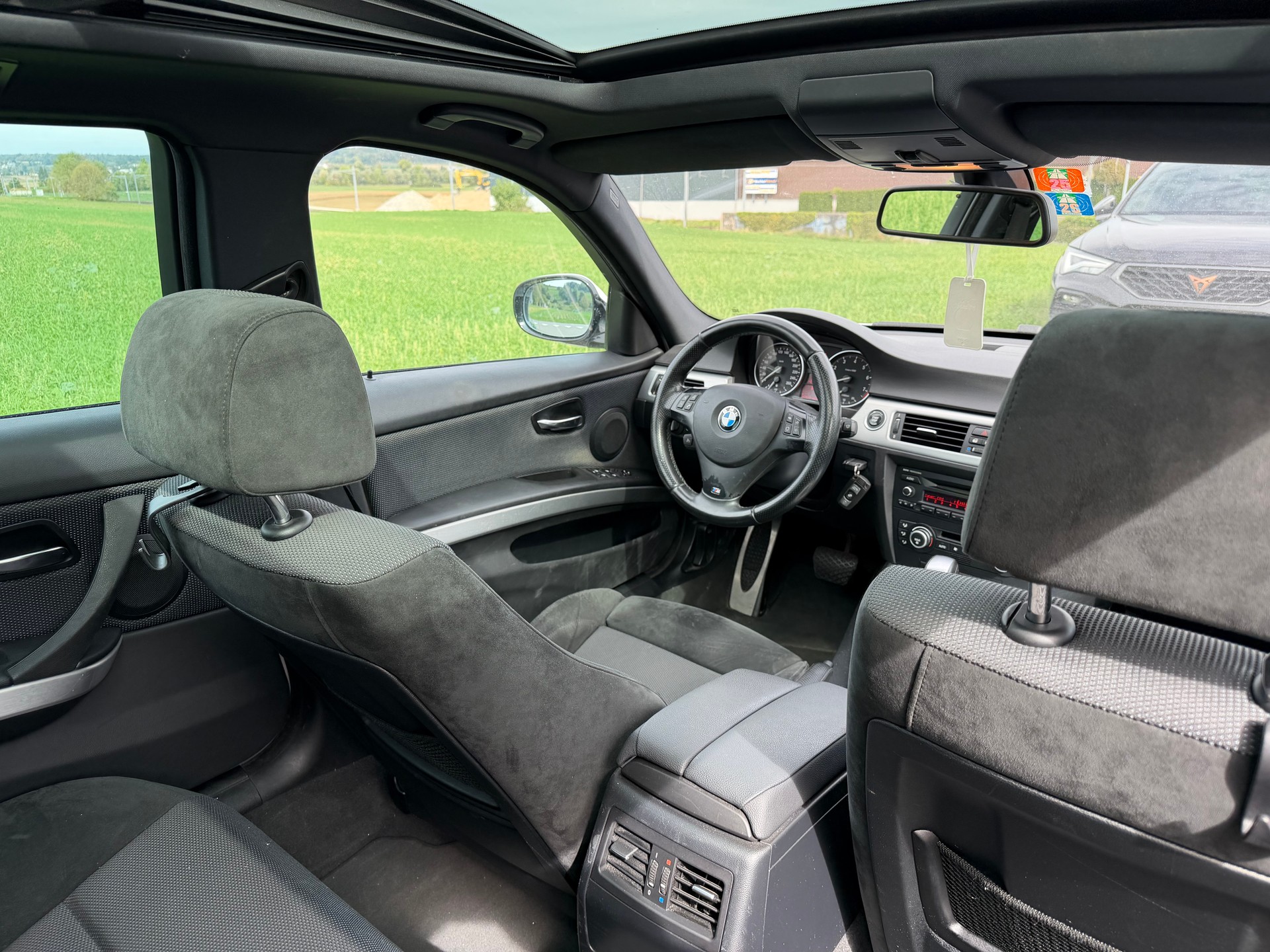 BMW 325i Touring Steptronic-image-4