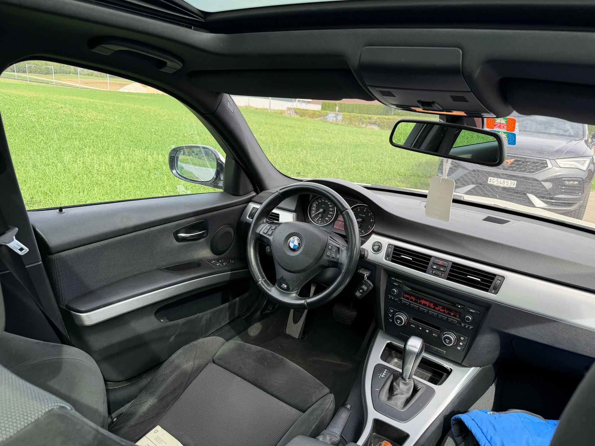 BMW 325i Touring Steptronic-image-5