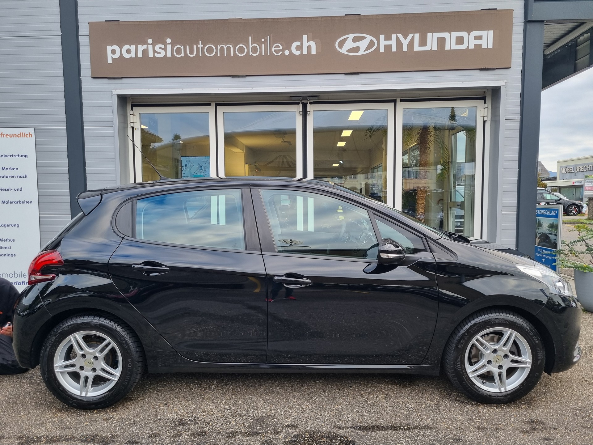 PEUGEOT 208 1.2 e-VTI Style EGS5-image-3
