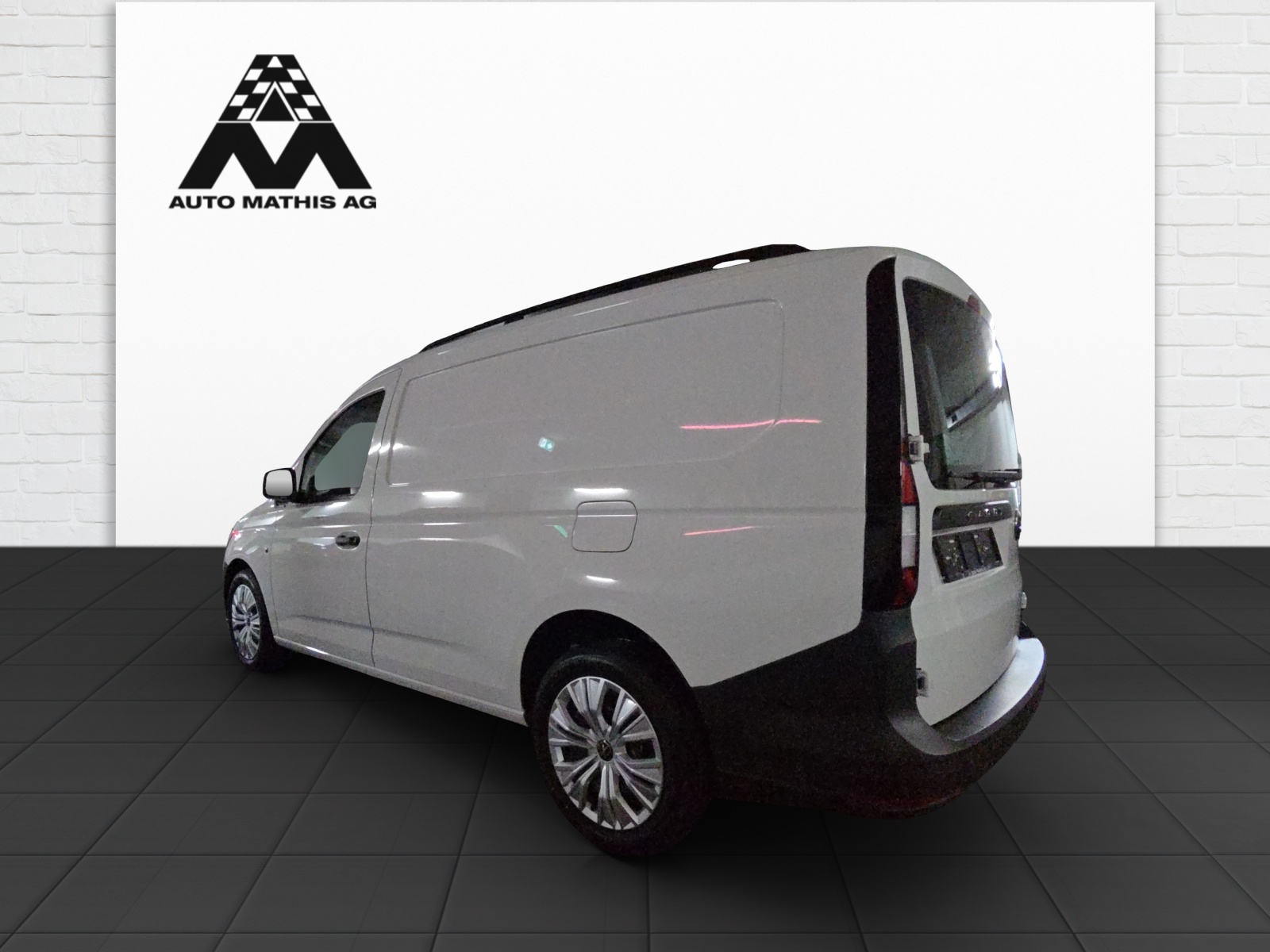 VW Caddy Cargo 2.0TDI Maxi 4Motion-image-3