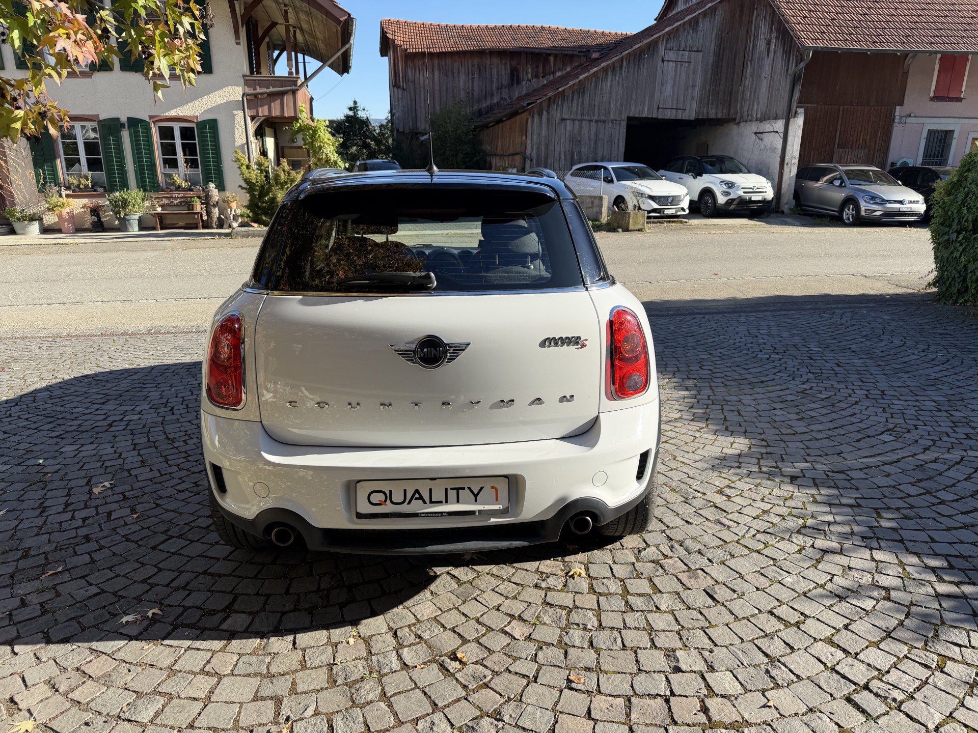 MINI Countryman Cooper S FWD-image-4