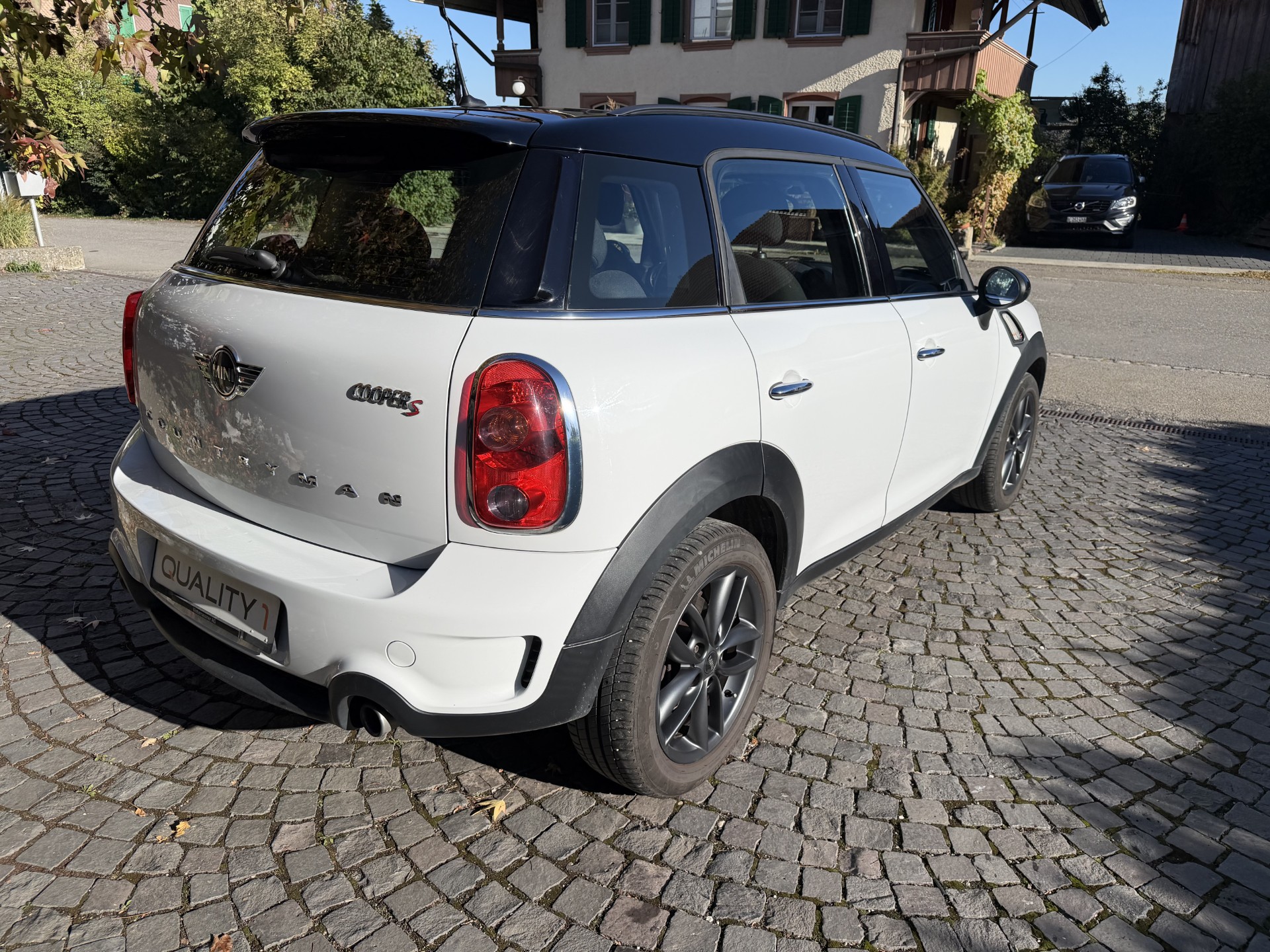MINI Countryman Cooper S FWD-image-5
