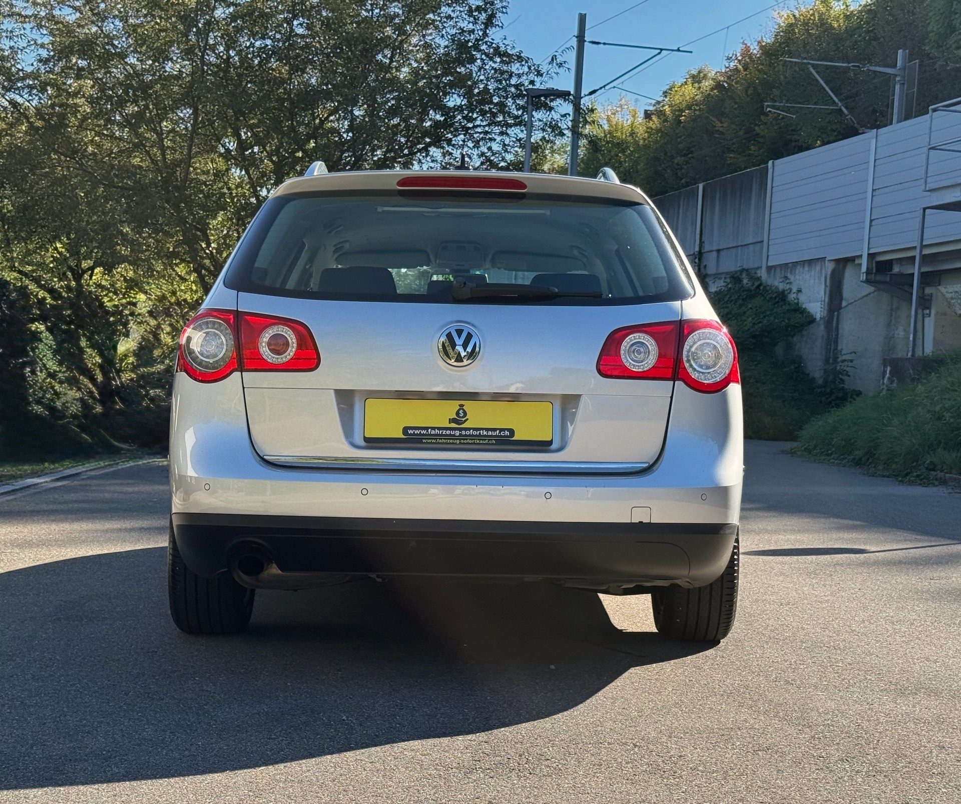 VW Passat Variant 1.4 TSI Comfortline DSG (Frisch Ab MFK)-image-4