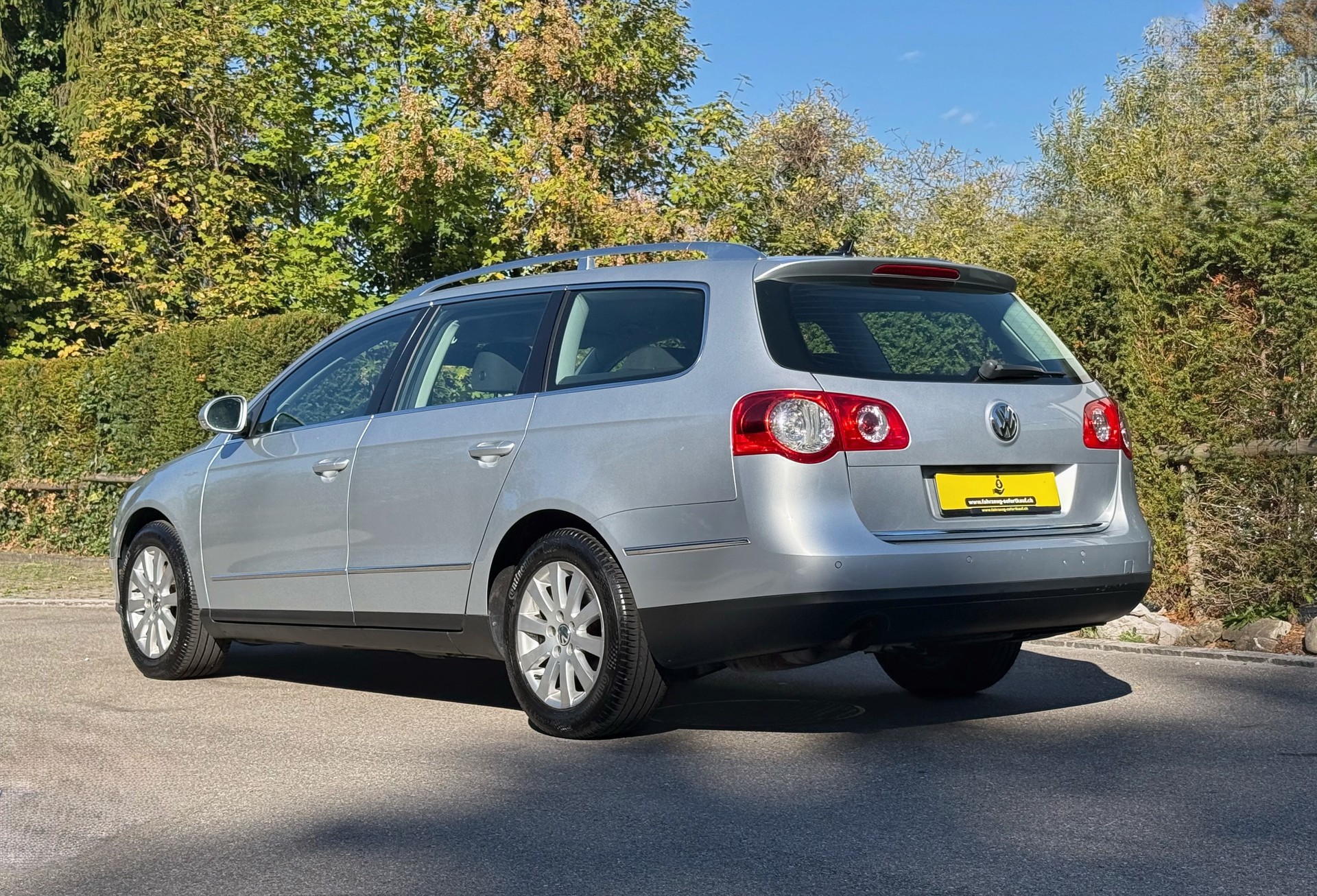 VW Passat Variant 1.4 TSI Comfortline DSG (Frisch Ab MFK)-image-5
