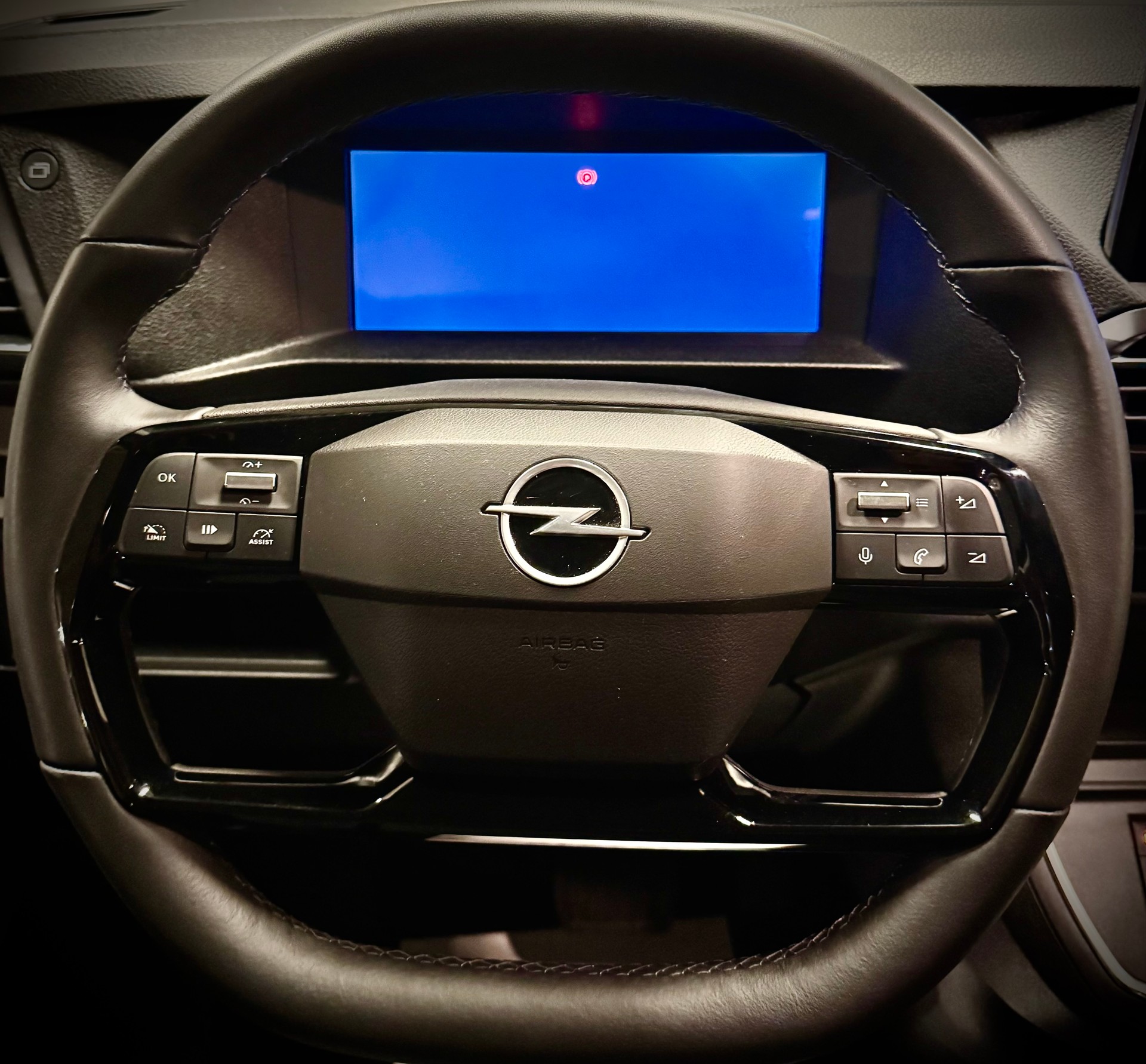 OPEL M Business Edition-image-17