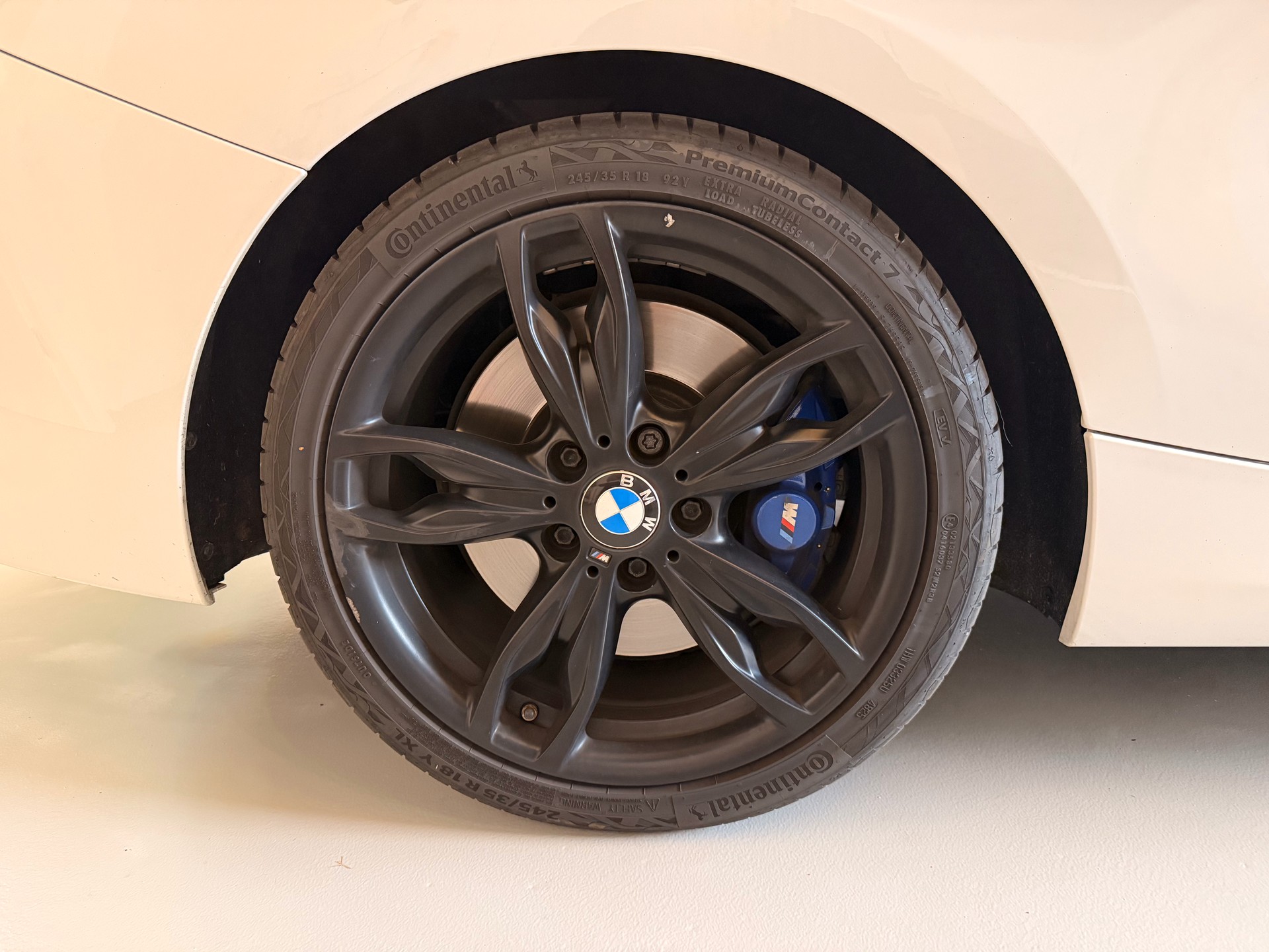 BMW M240i xDrive Steptronic-image-19