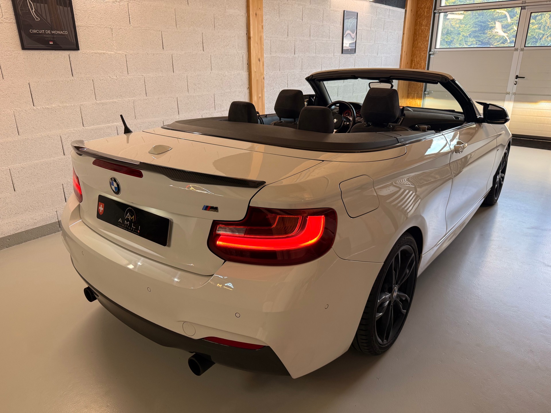 BMW M240i xDrive Steptronic-image-4
