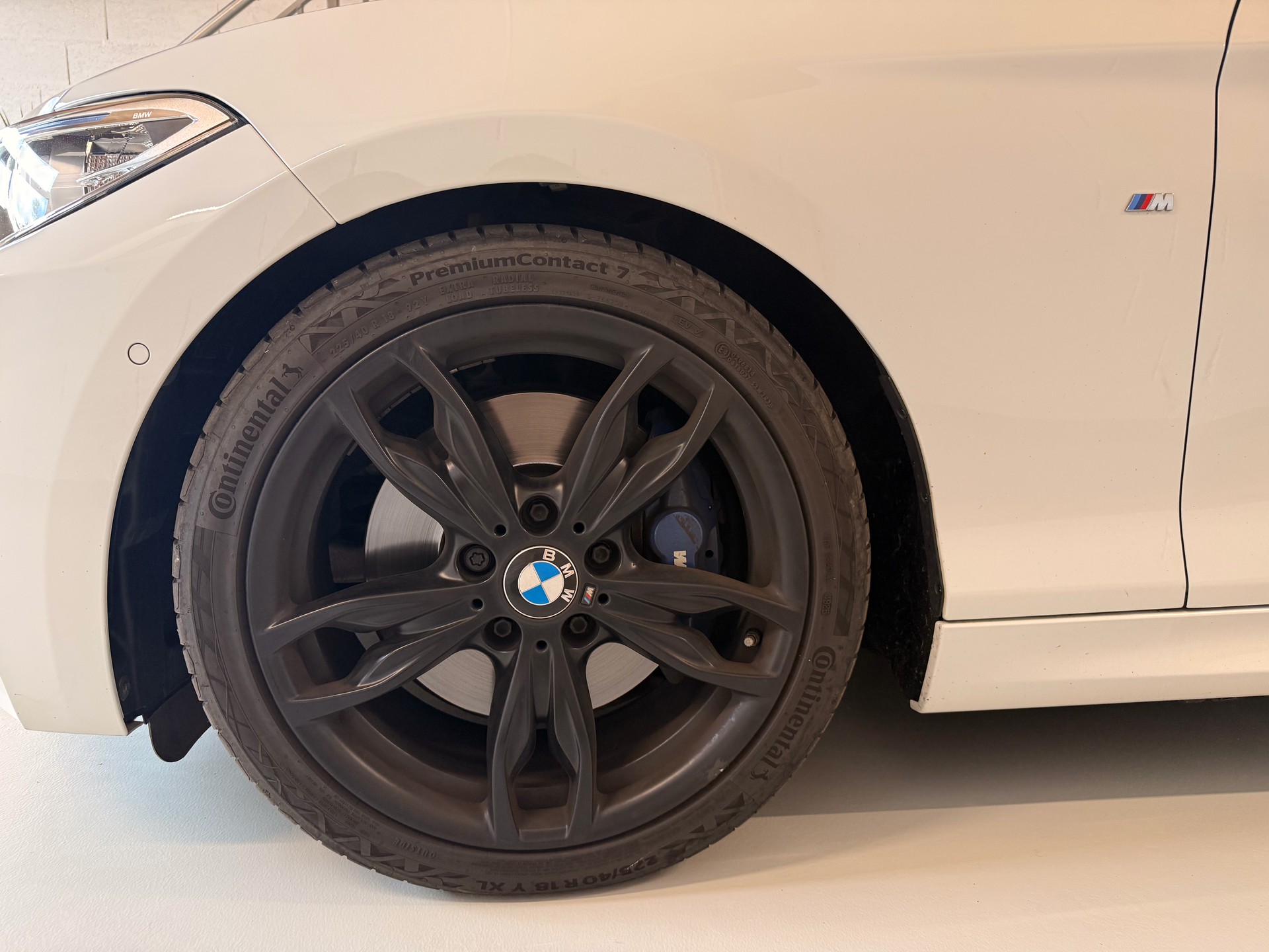 BMW M240i xDrive Steptronic-image-17