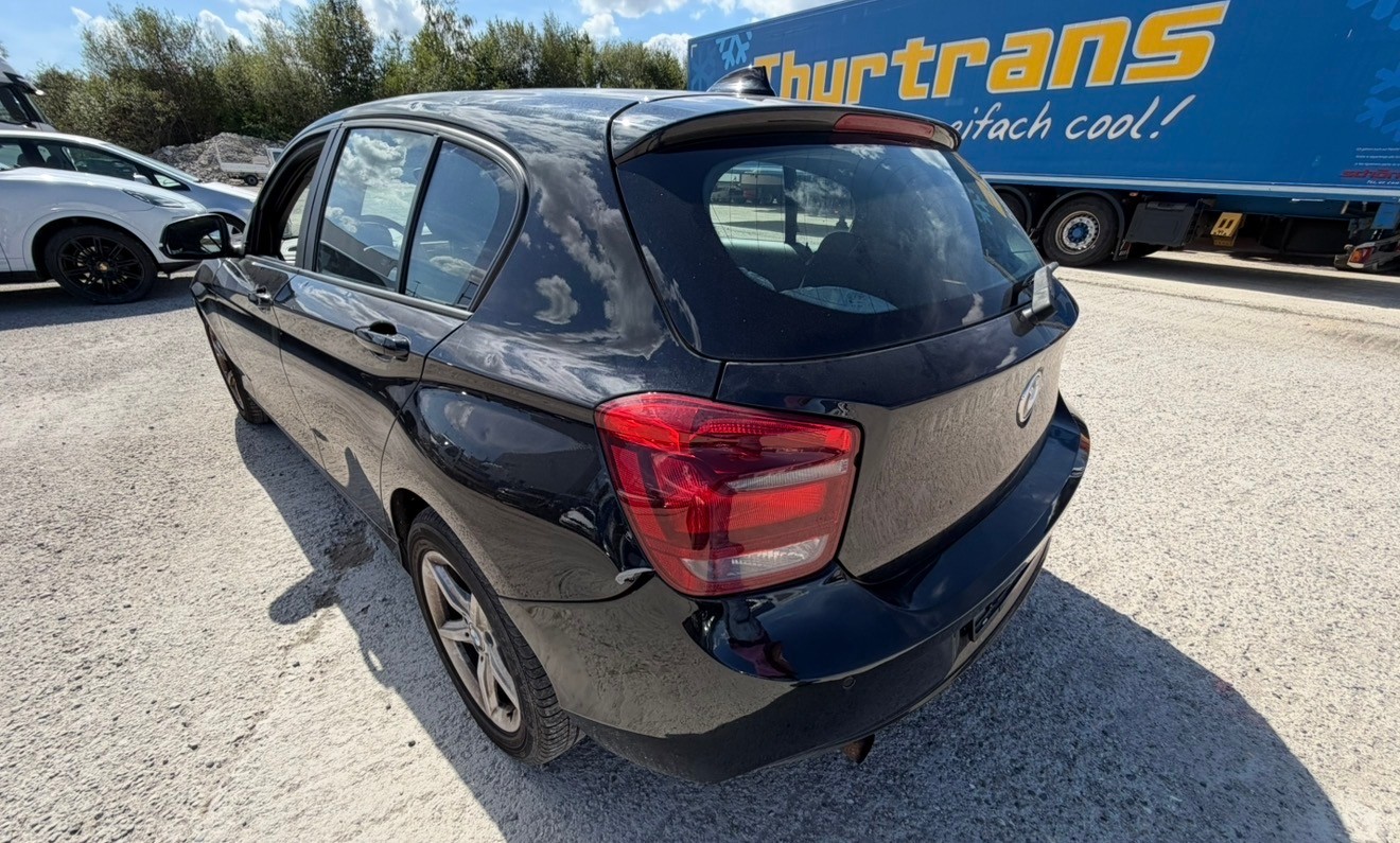 BMW 114d Business-image-14