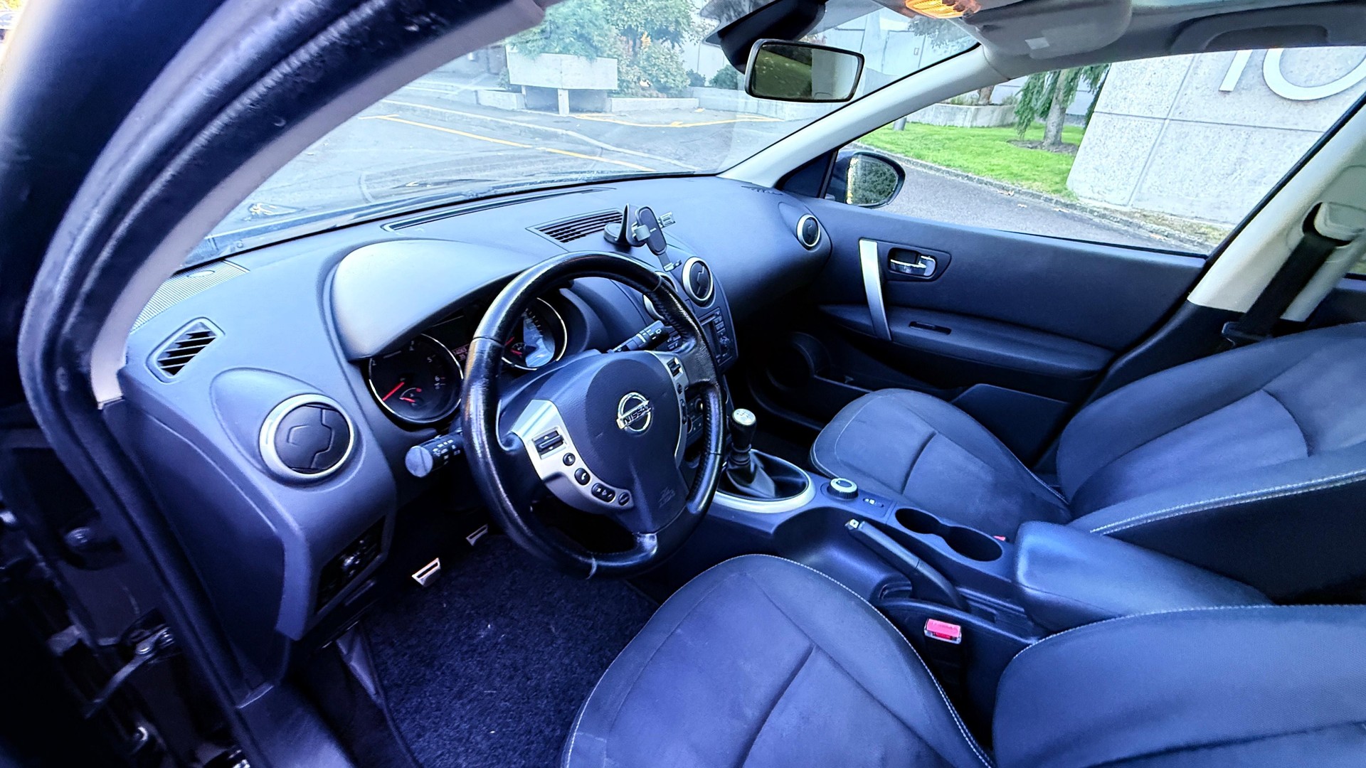 NISSAN Qashqai +2 1.6 dCi acenta-image-8