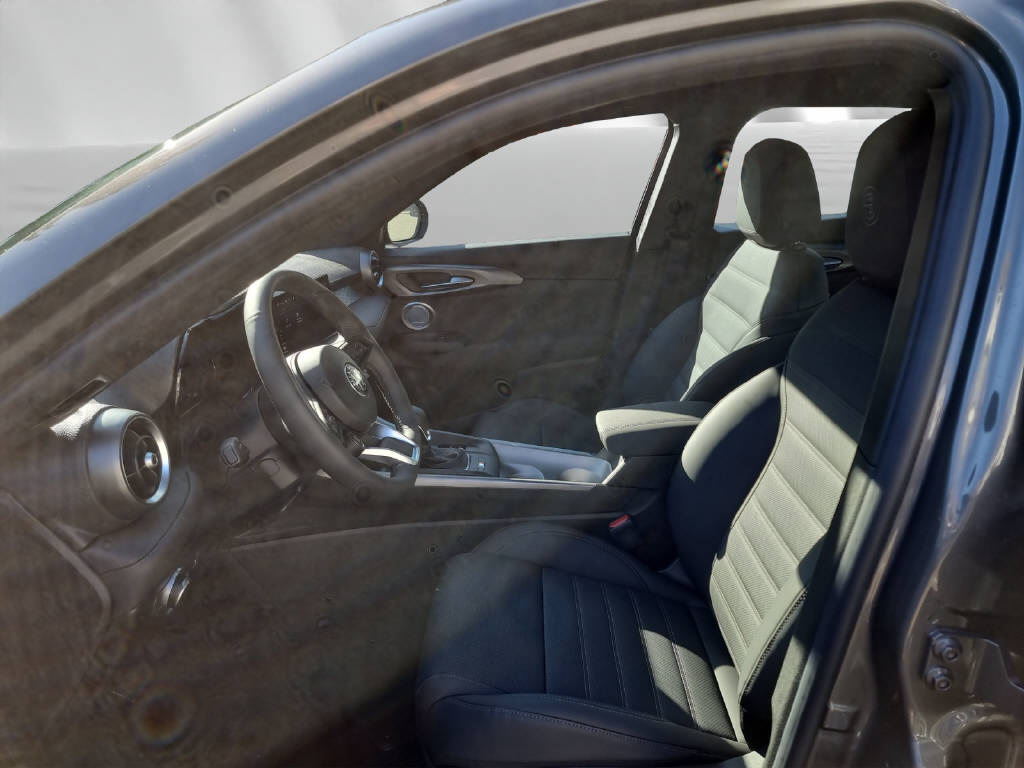 ALFA ROMEO Tonale 1.5 Ti Pack Premium-image-3