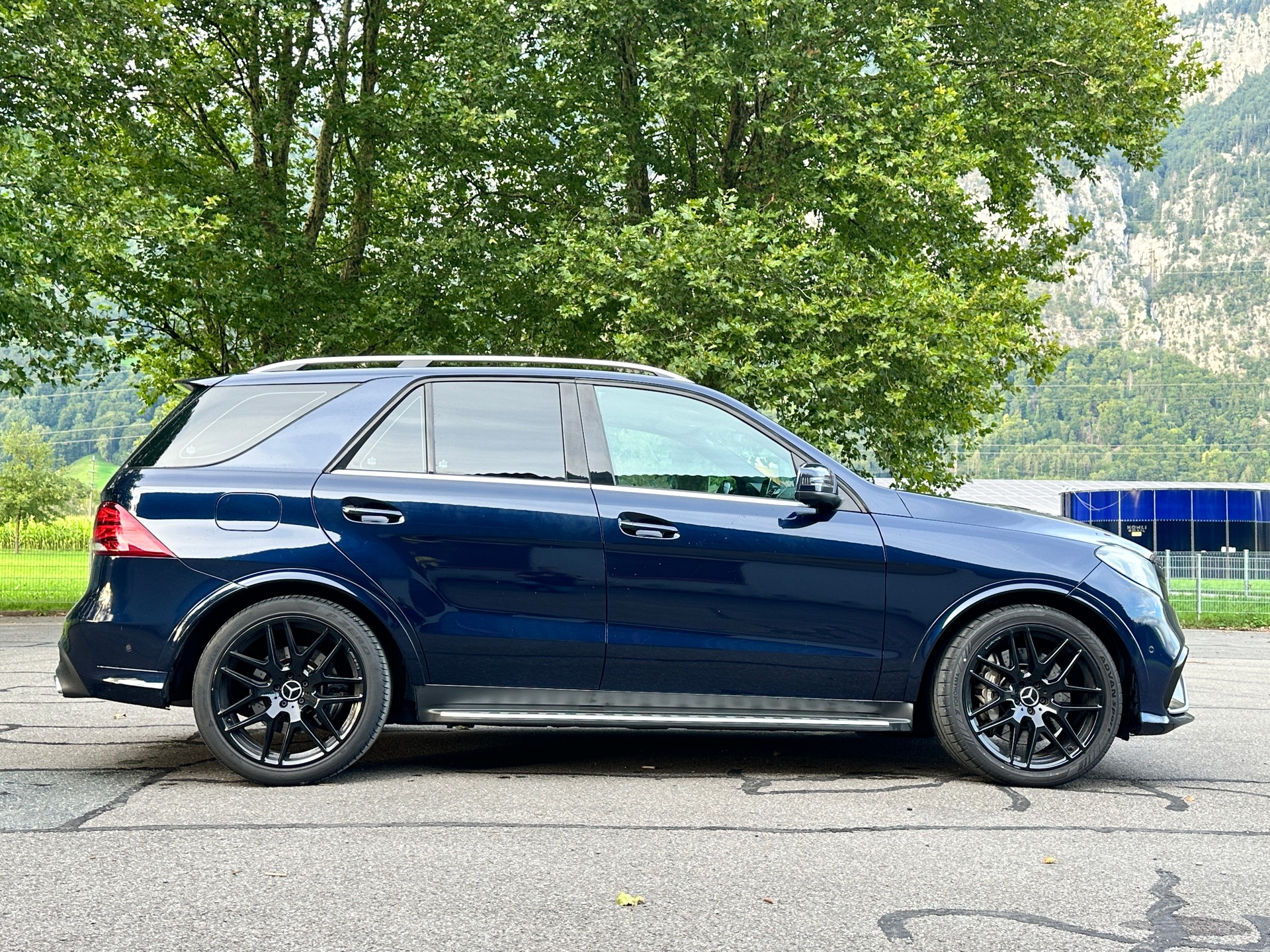 MERCEDES-BENZ GLE 63 AMG 4Matic Speedshift Plus 7G-Tronic-image-5