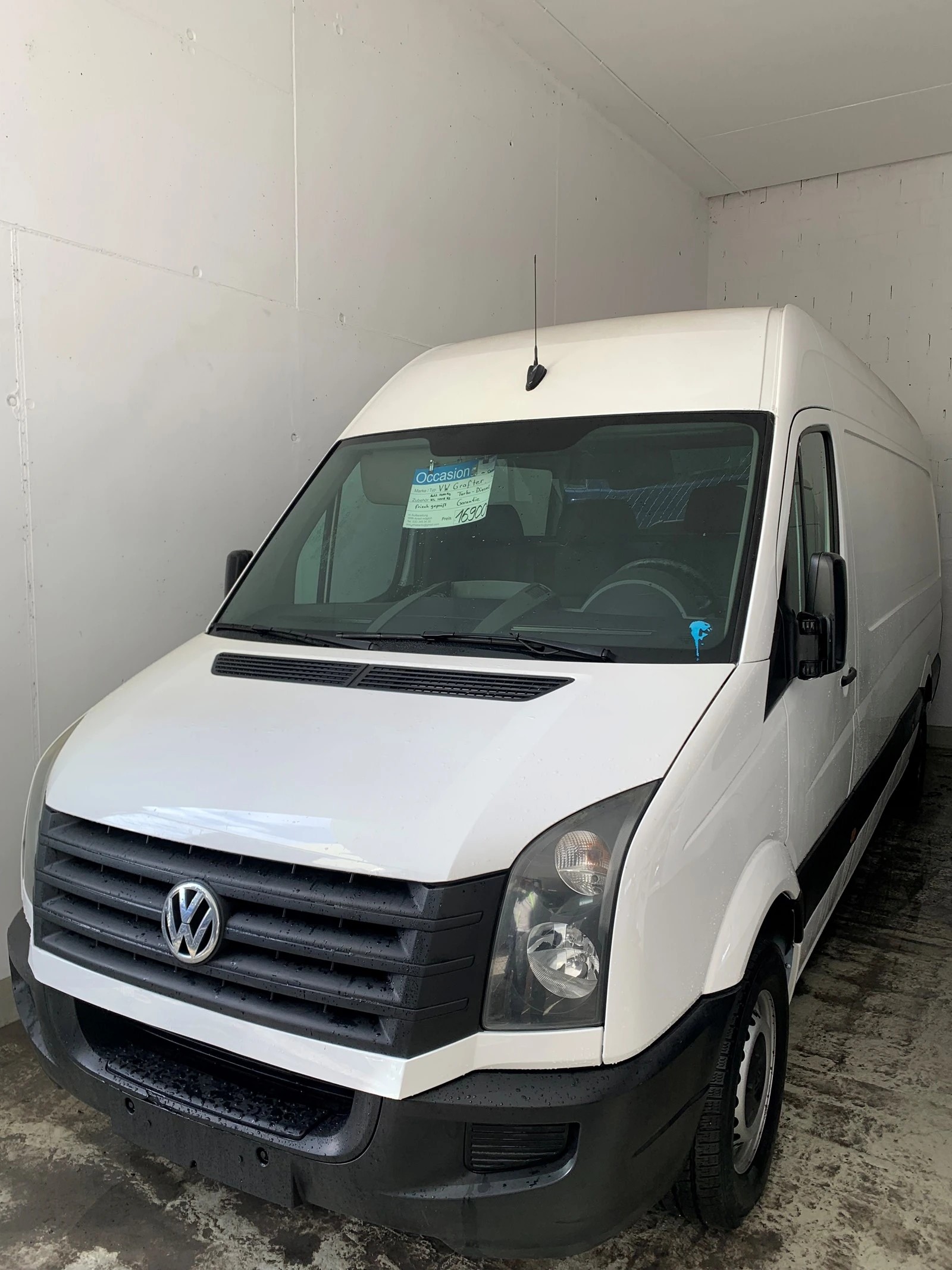 VW Crafter 35 2.0 TDI CR-image-0