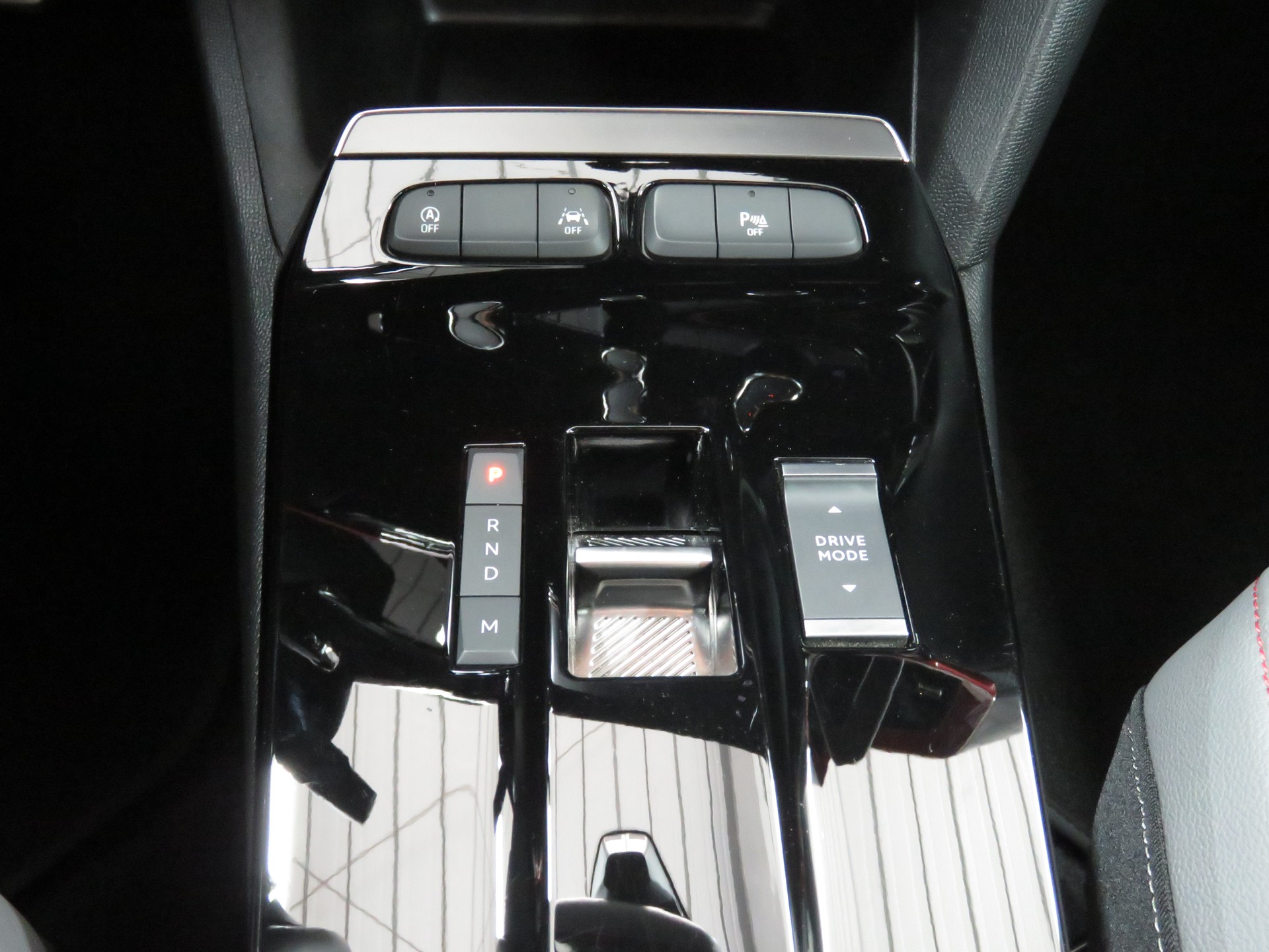 OPEL Mokka 1.2 Direct Injection Turbo GS Automat-image-16