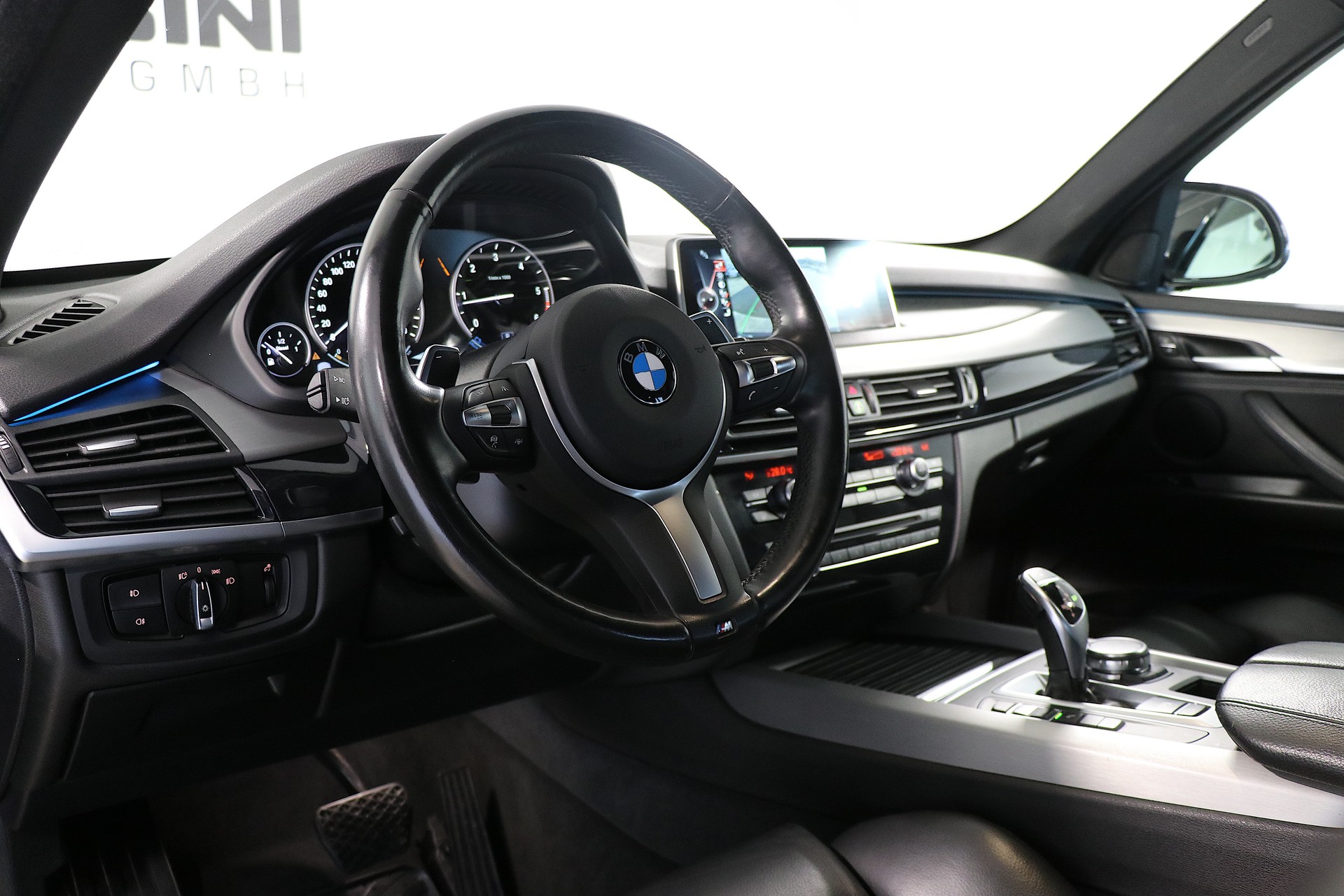 BMW X5 xDrive 40d Steptronic-image-6