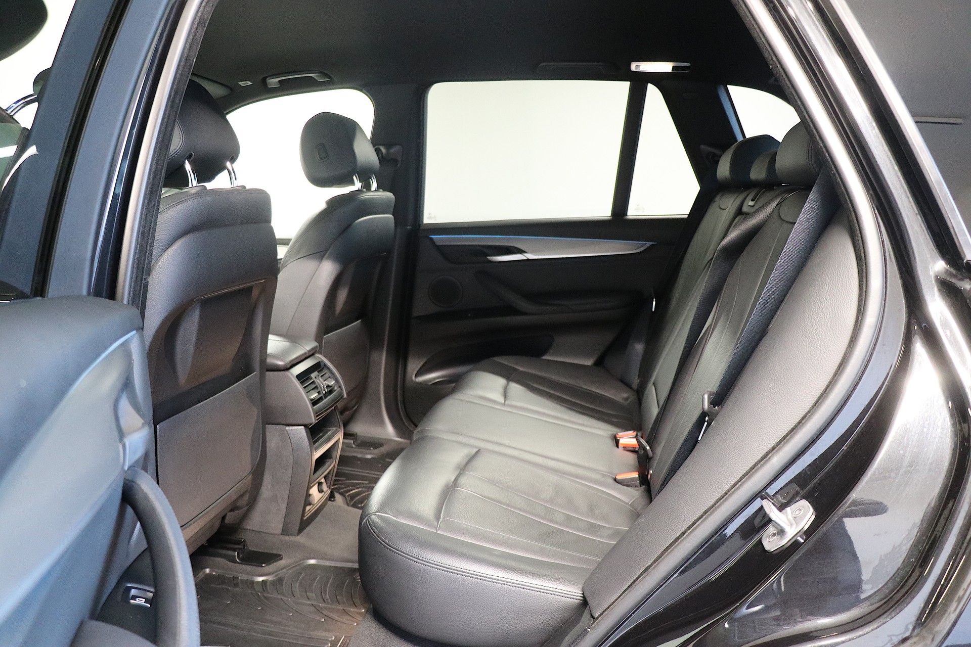 BMW X5 xDrive 40d Steptronic-image-12